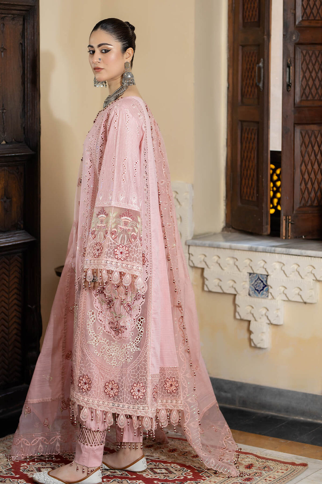 Raeesa Premium | Kimora Lawn Collection |  Kimora | HL-17 Irsa - by - Libasekhas UK - Registered Vendor of : Raeesa Premium - 100% Original Designer Dresss