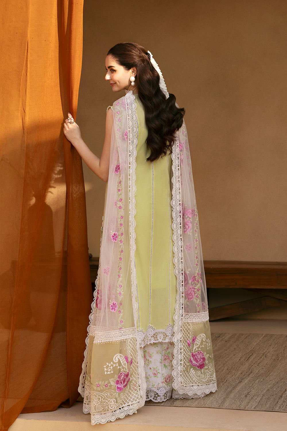 Saira Rizwan | Luxury Lawn 25 | VERA-SRL25-05 - by - Libasekhas UK - Registered Vendor of : Saira Rizwan - 100% Original Designer Dresss