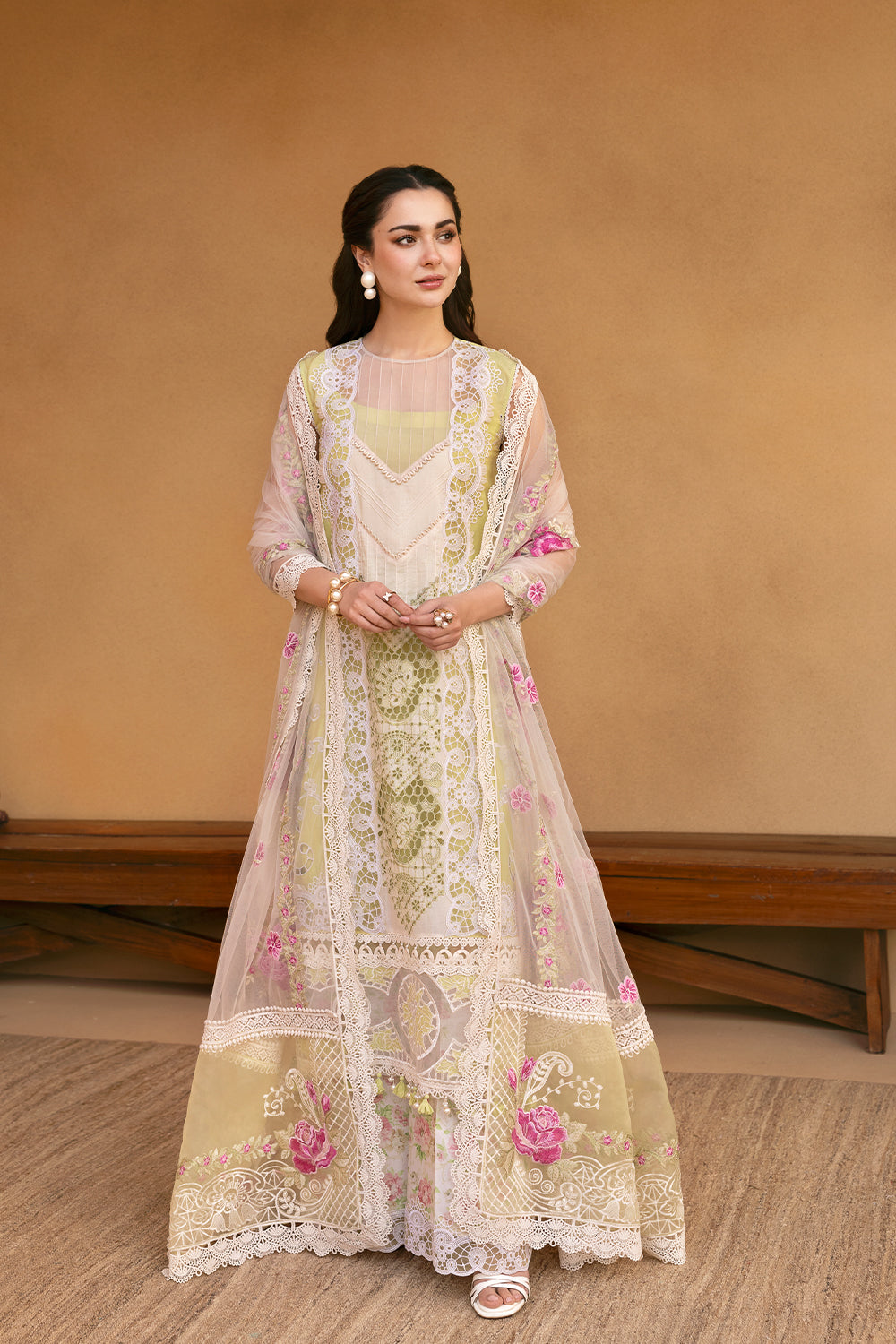 Saira Rizwan | Luxury Lawn 25 | VERA-SRL25-05 - by - Libasekhas UK - Registered Vendor of : Saira Rizwan - 100% Original Designer Dresss