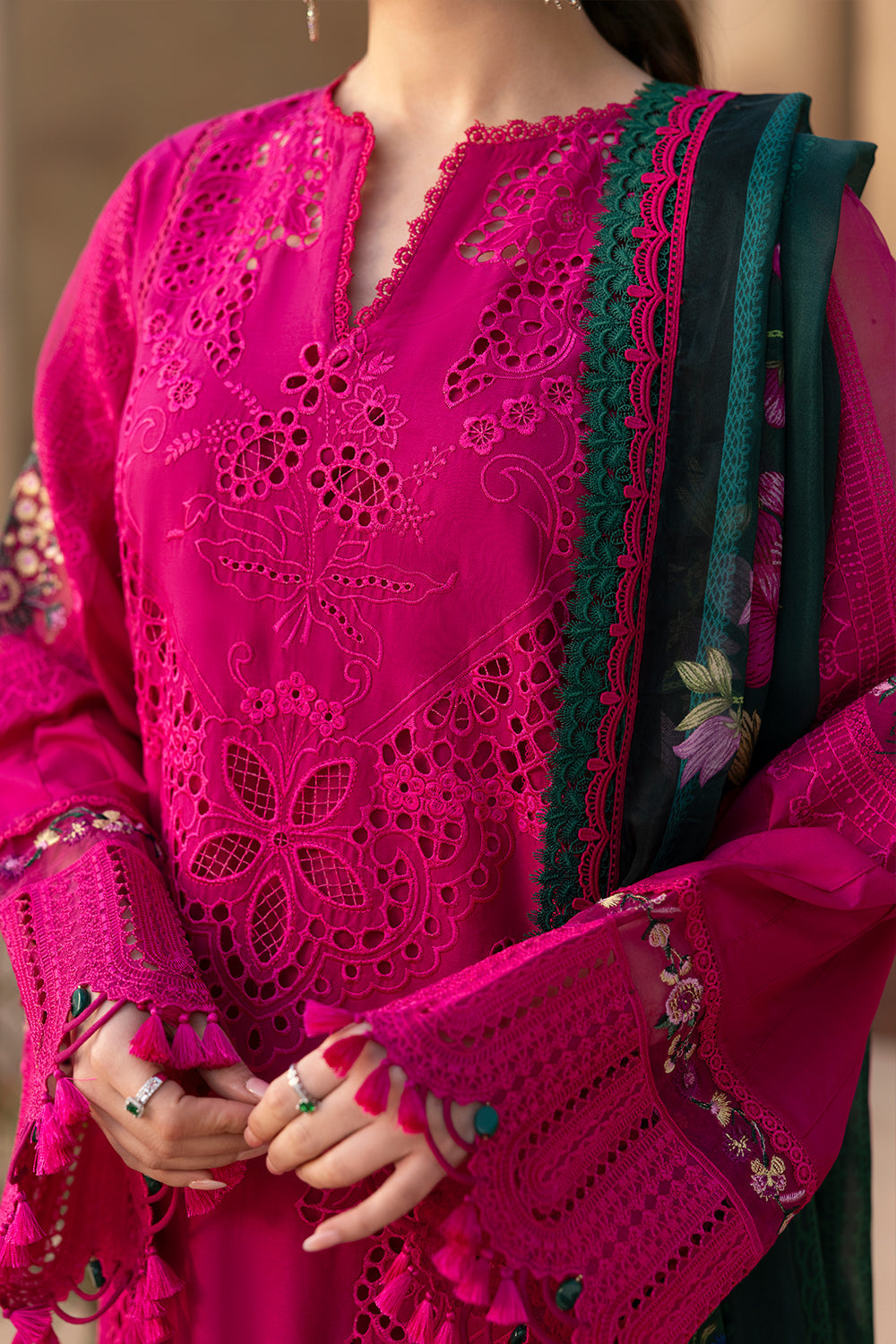 Saira Rizwan | Luxury Lawn 25 | ELODIE-SRL25-04 - by - Libasekhas UK - Registered Vendor of : Saira Rizwan - 100% Original Designer Dresss