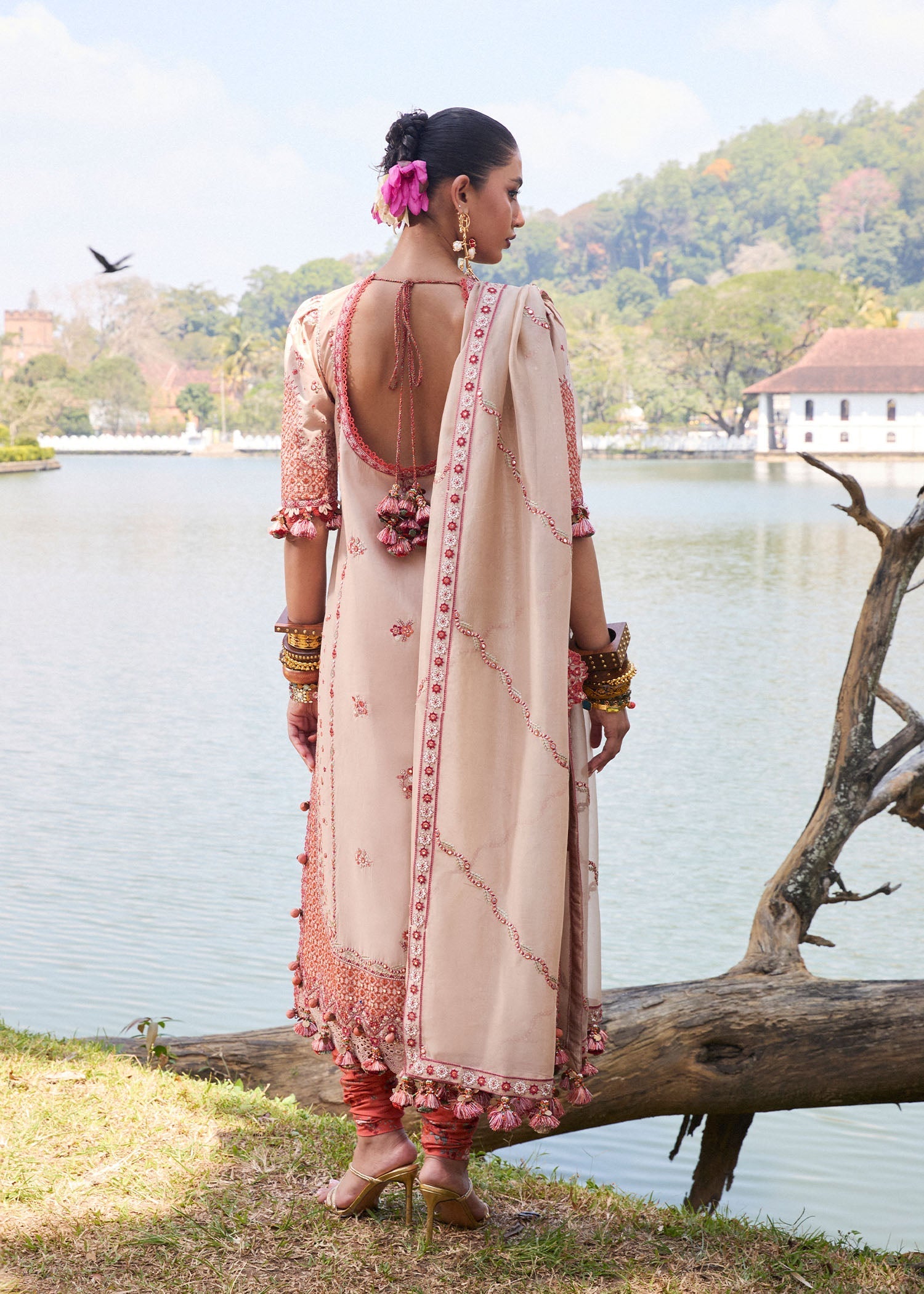 Hussain Rehar | Luxury Lawn 25 | Mari - by - Libasekhas UK - Registered Vendor of : Hussain Rehar - 100% Original Designer Dresss