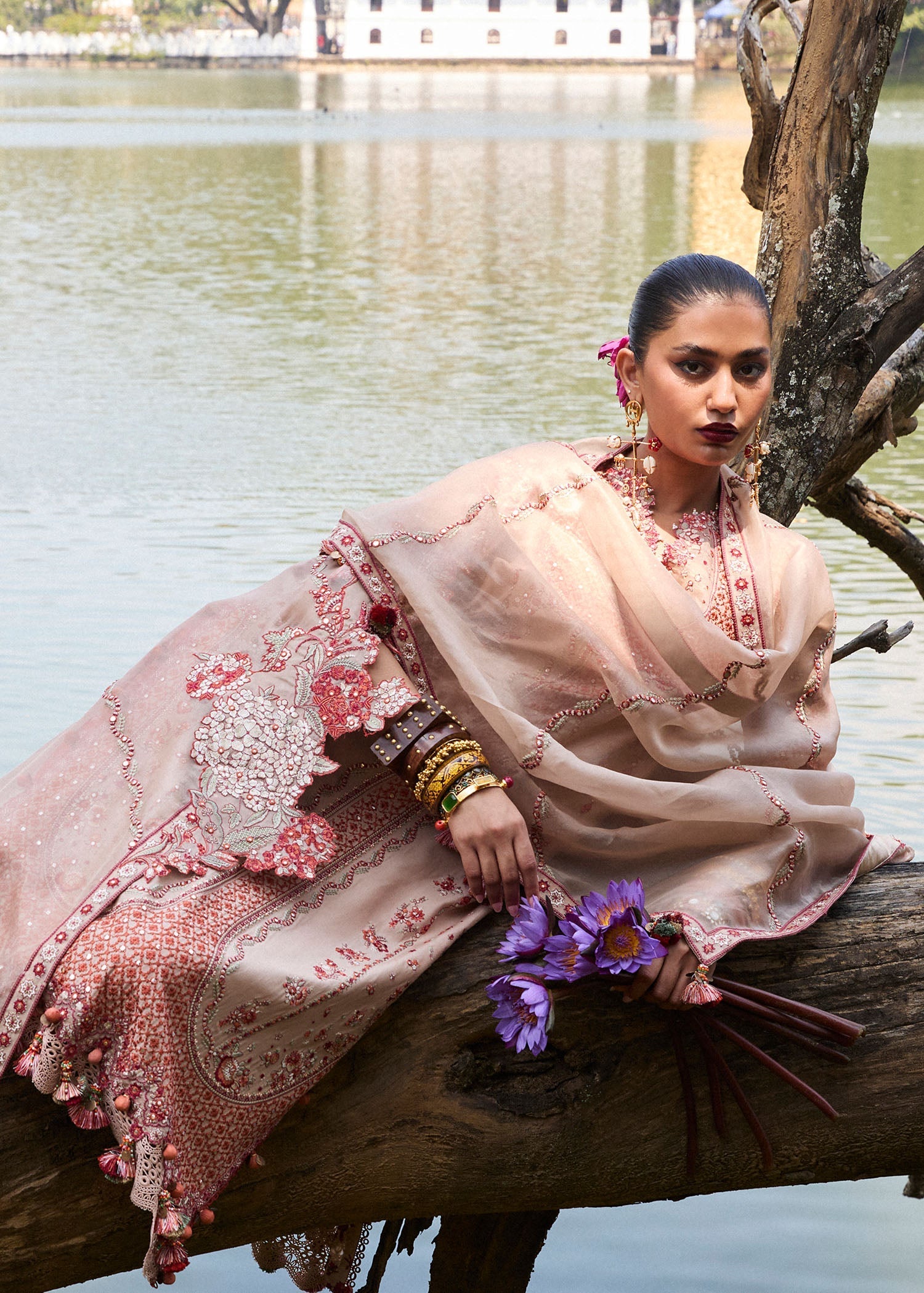 Hussain Rehar | Luxury Lawn 25 | Mari - by - Libasekhas UK - Registered Vendor of : Hussain Rehar - 100% Original Designer Dresss