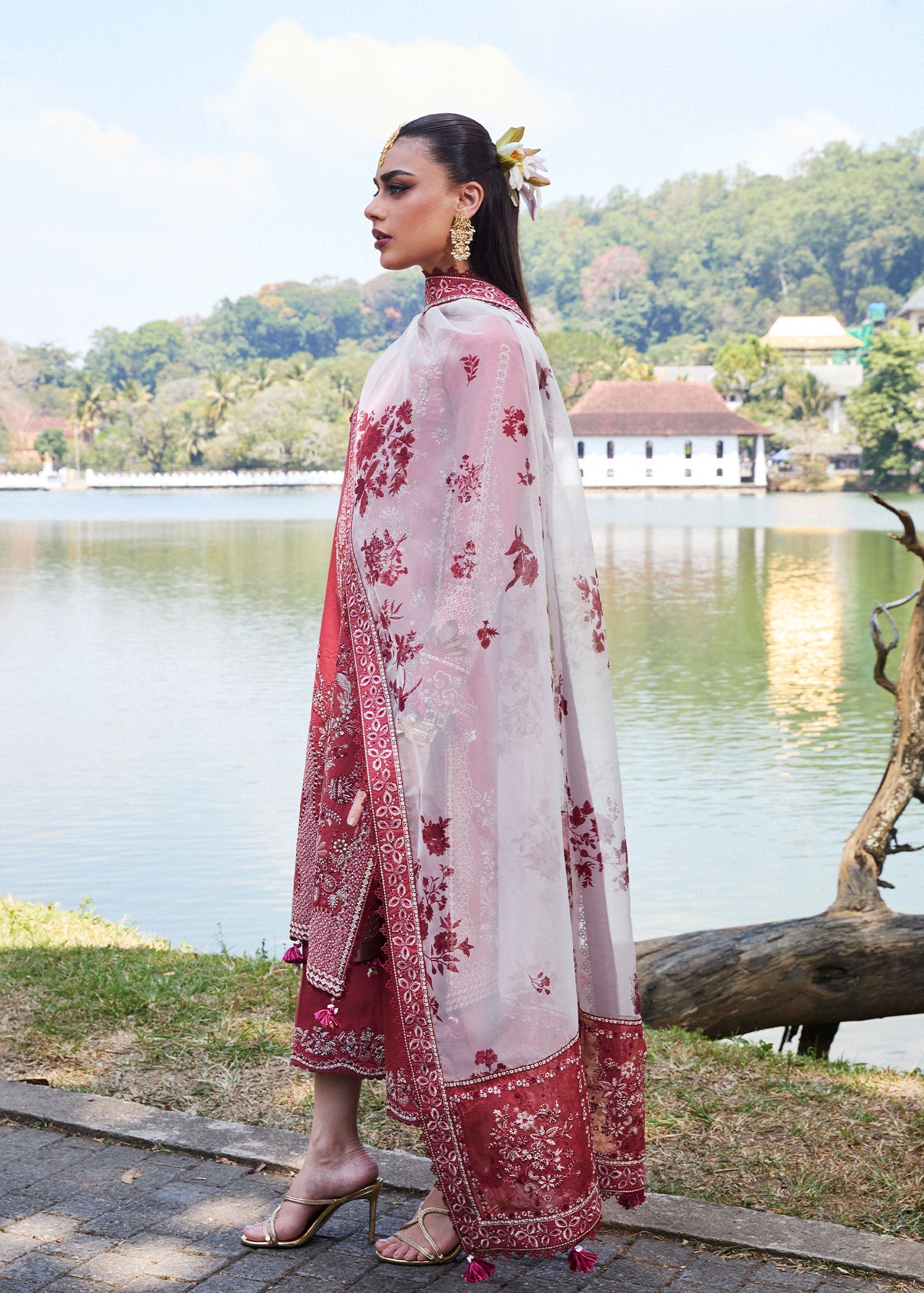Hussain Rehar | Luxury Lawn 25 | Flare - by - Libasekhas UK - Registered Vendor of : Hussain Rehar - 100% Original Designer Dresss