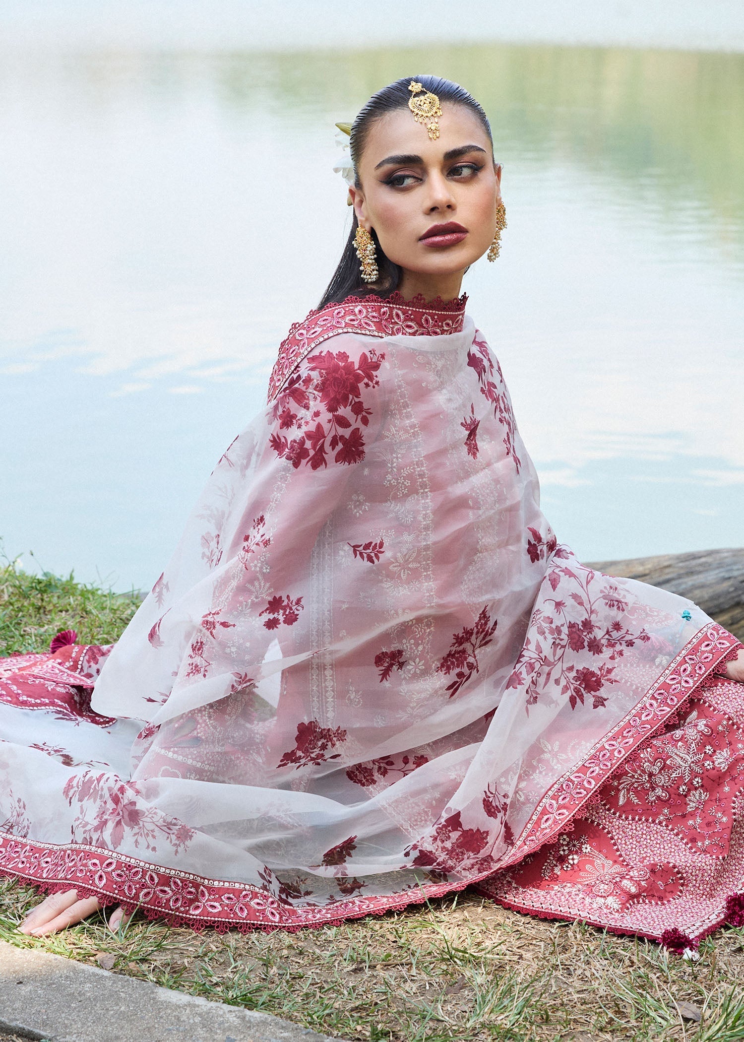Hussain Rehar | Luxury Lawn 25 | Flare - by - Libasekhas UK - Registered Vendor of : Hussain Rehar - 100% Original Designer Dresss
