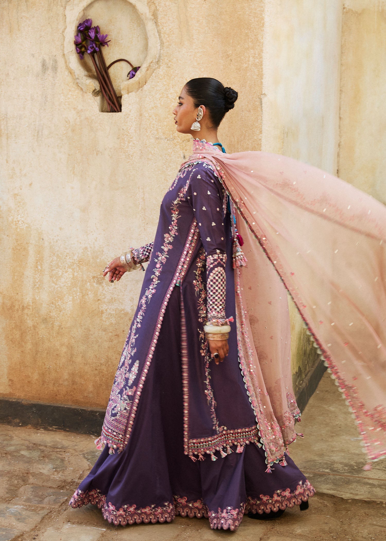 Hussain Rehar | Luxury Lawn 25 | Irris - by - Libasekhas UK - Registered Vendor of : Hussain Rehar - 100% Original Designer Dresss