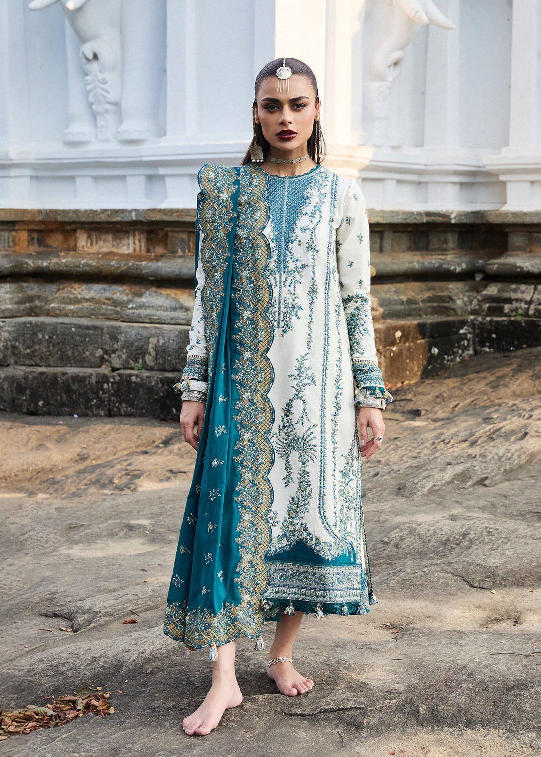 Hussain Rehar | Luxury Lawn 25 | Veil - by - Libasekhas UK - Registered Vendor of : Hussain Rehar - 100% Original Designer Dresss