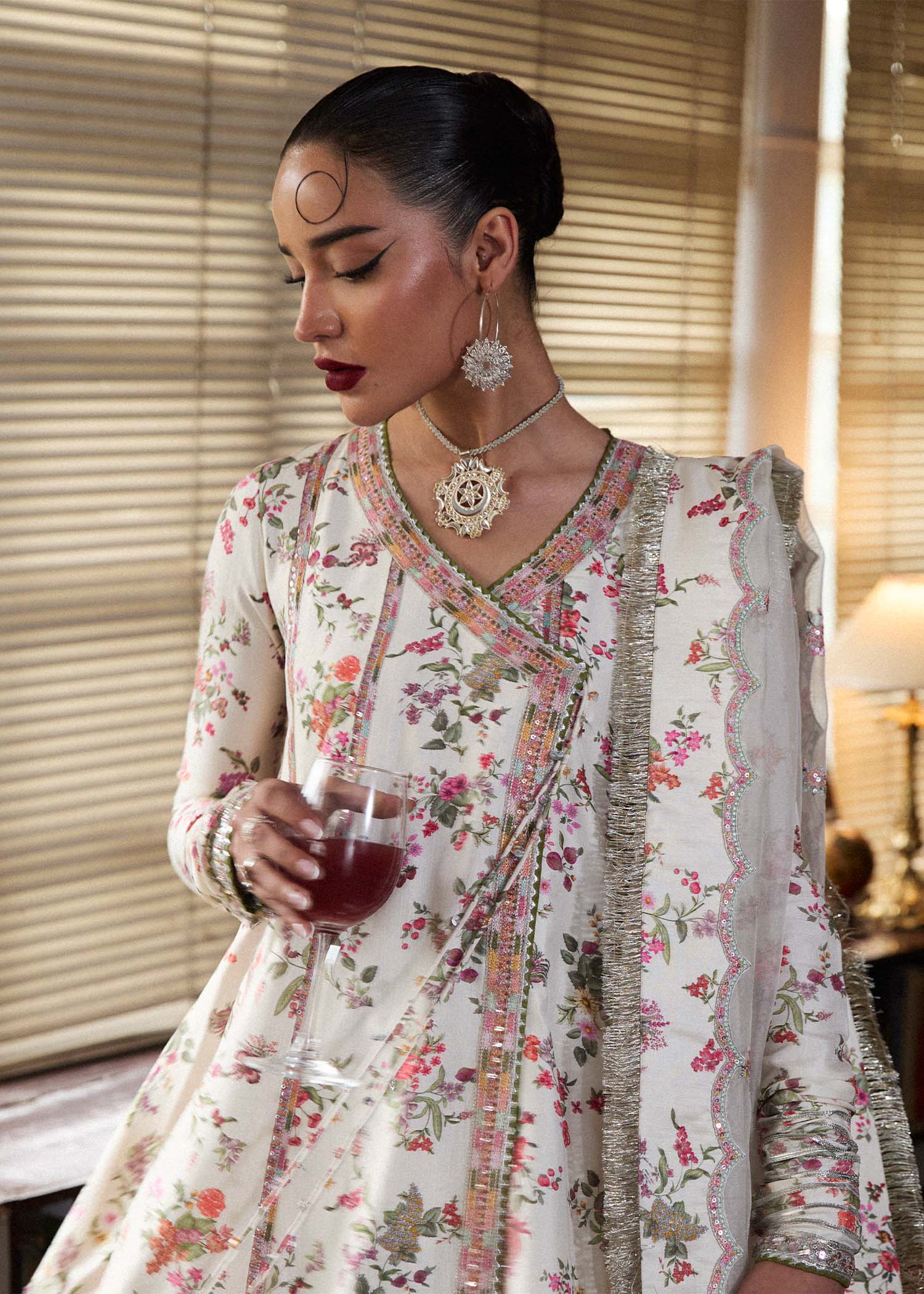 Hussain Rehar | SS Luxury Pret 25 | Inara - by - Libasekhas UK - Registered Vendor of : Hussain Rehar - 100% Original Designer Dresss