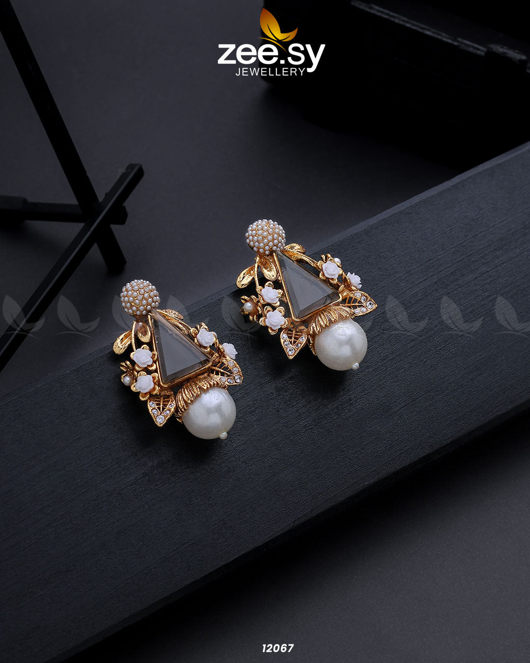 Hand Crafted Earings - by - Libasekhas UK - Registered Vendor of : Zeesy - 100% Original Designer Dresss