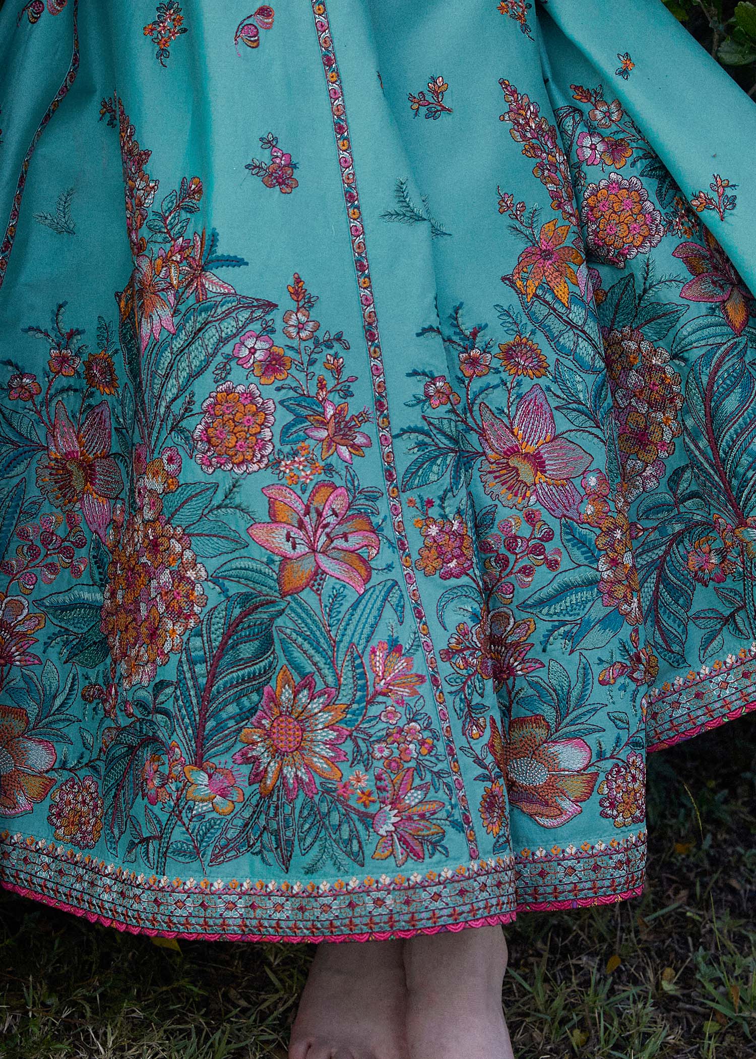 Hussain Rehar | Zaiba-Eid Lawn Collection24 | Jheel - by - Libasekhas UK - Registered Vendor of : Hussain Rehar - 100% Original Designer Dresss