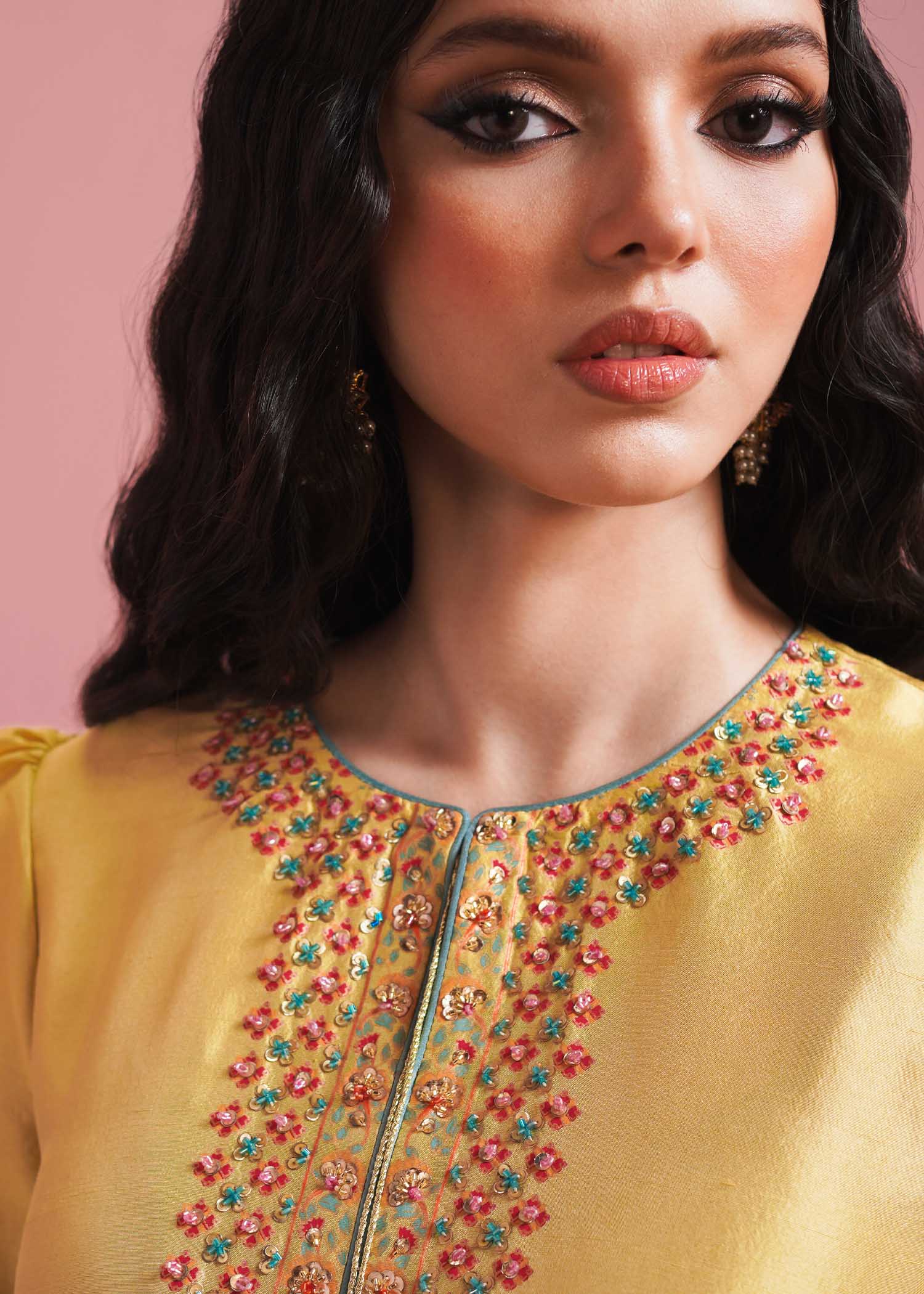 Hussain Rehar | Basic Not Basic |  Mariglod - by - Libasekhas UK - Registered Vendor of : Hussain Rehar - 100% Original Designer Dresss