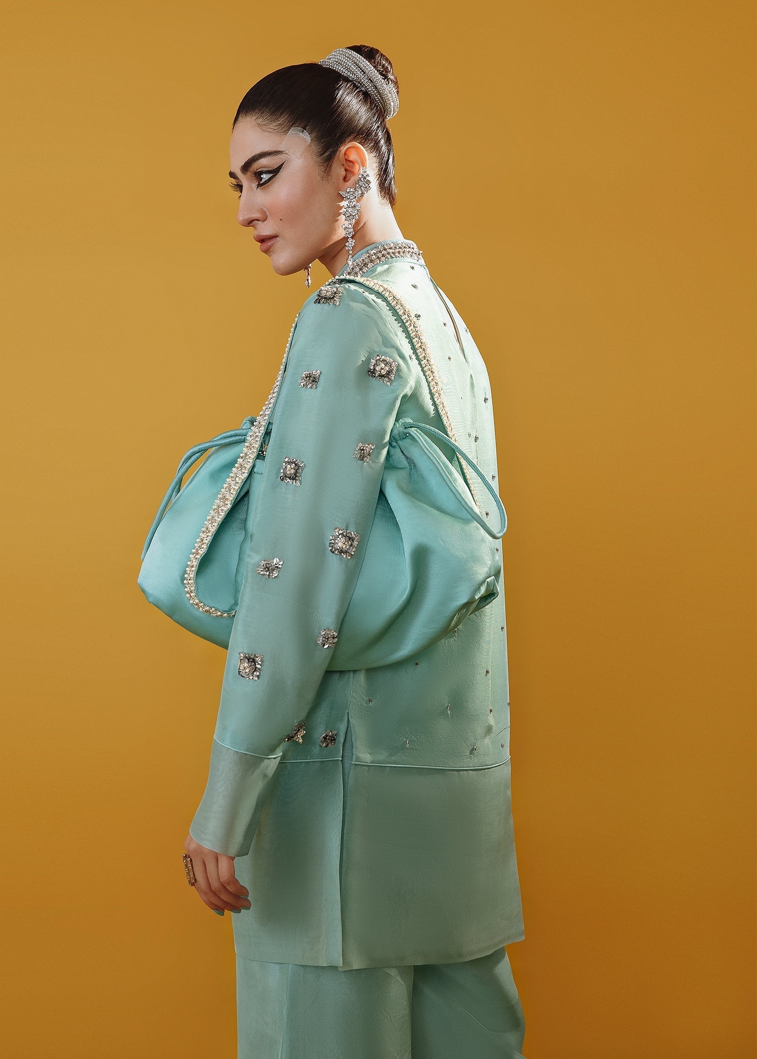 Hussain Rehar | Basic Not Basic |  Gladiolus - by - Libasekhas UK - Registered Vendor of : Hussain Rehar - 100% Original Designer Dresss
