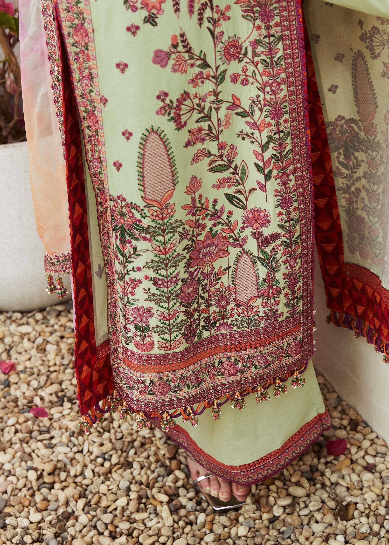 Hussain Rehar | Eid Luxury Lawn SS/24 | Eira - by - Libasekhas UK - Registered Vendor of : Hussain Rehar - 100% Original Designer Dresss
