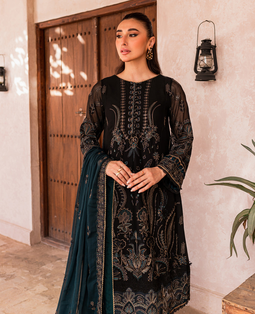 Xenia Formals | Raahi Luxury Formals | CIYA - by - Libasekhas UK - Registered Vendor of : Xenia Formals - 100% Original Designer Dresss
