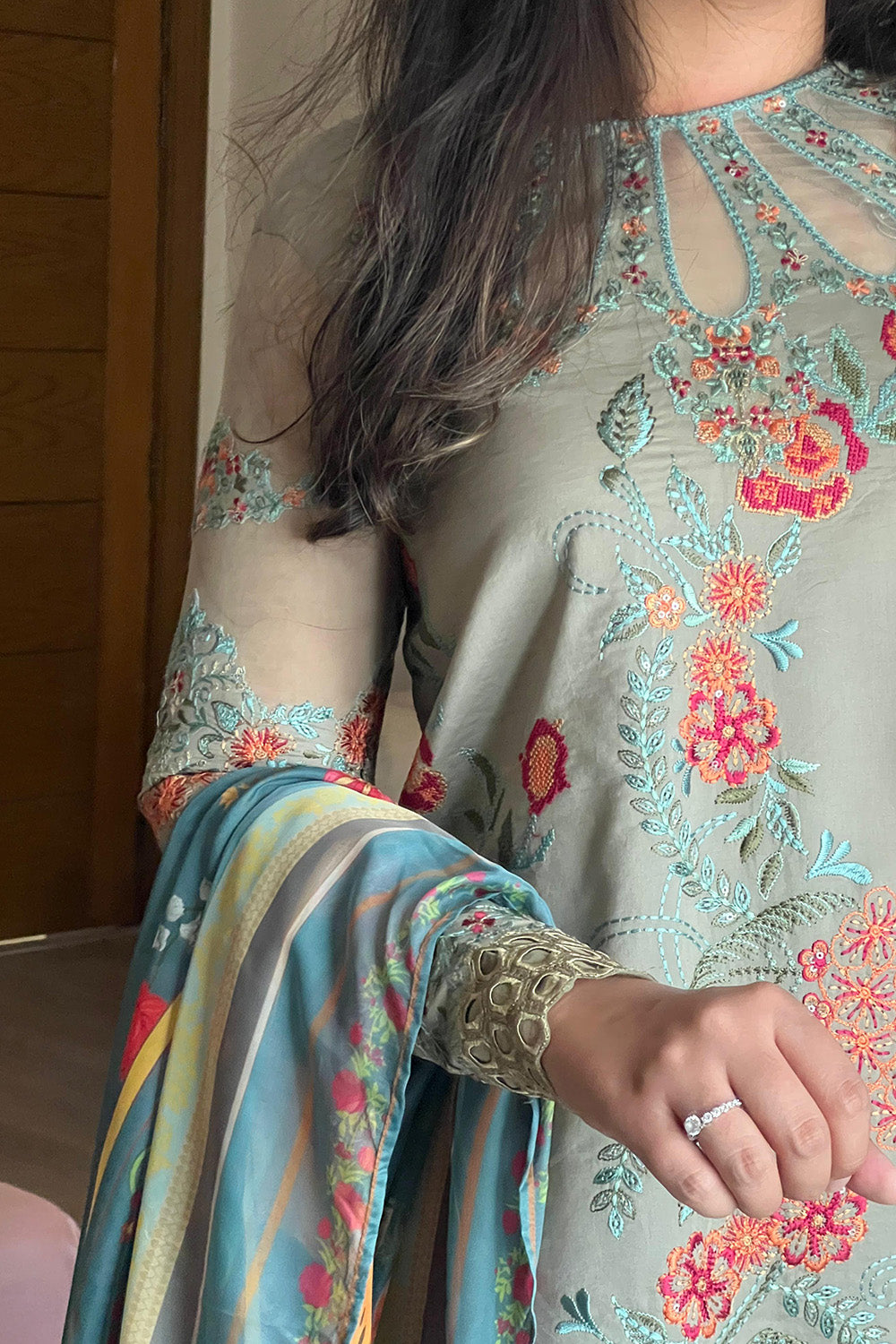 Maryum N Maria | Koel 25 | LAOISE - MS50277 - by - Libasekhas UK - Registered Vendor of : Maryum N Maria - 100% Original Designer Dresss