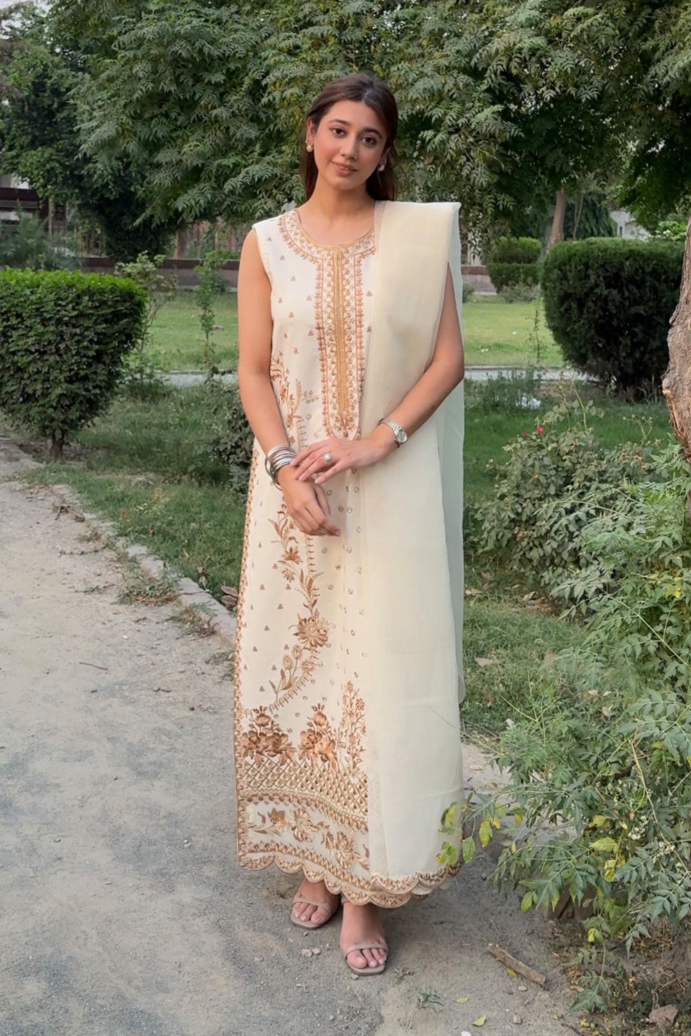 Maryum N Maria | Koel 25 | RÓISÍN - MS50275 - by - Libasekhas UK - Registered Vendor of : Maryam N Maria - 100% Original Designer Dresss