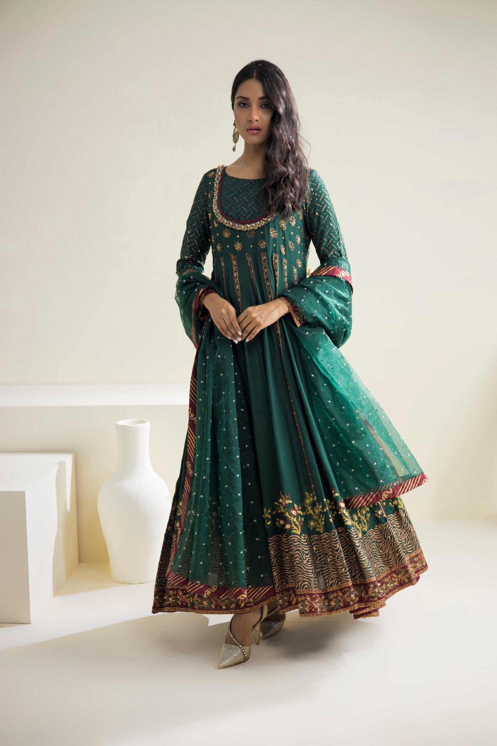 Farhat Jahan | Luxury Pret | Reyah - by - Libasekhas UK - Registered Vendor of : Farhat Jahan - 100% Original Designer Dresss
