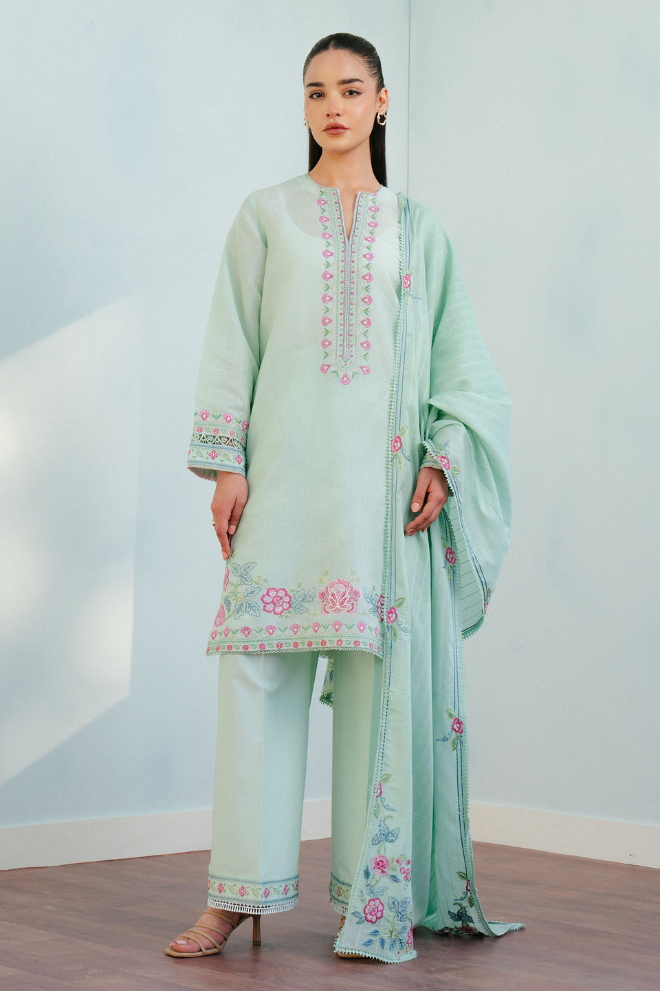 Zara Shahjahan | Coco Lawn 25 | INDI-9A - by - Libasekhas UK - Registered Vendor of : Zara Shahjahan - 100% Original Designer Dresss