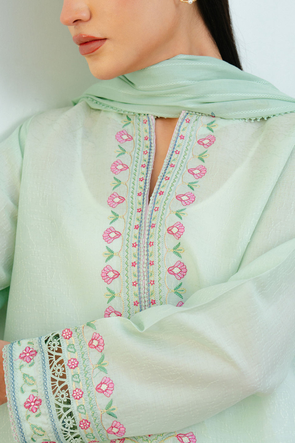 Zara Shahjahan | Coco Lawn 25 | INDI-9A - by - Libasekhas UK - Registered Vendor of : Zara Shahjahan - 100% Original Designer Dresss