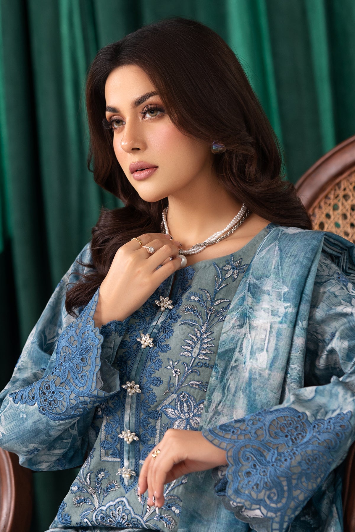 Imrozia Premium | Masakali Winter Pret | I.P-82 Hala - by - Libasekhas UK - Registered Vendor of : Imrozia Premium - 100% Original Designer Dresss