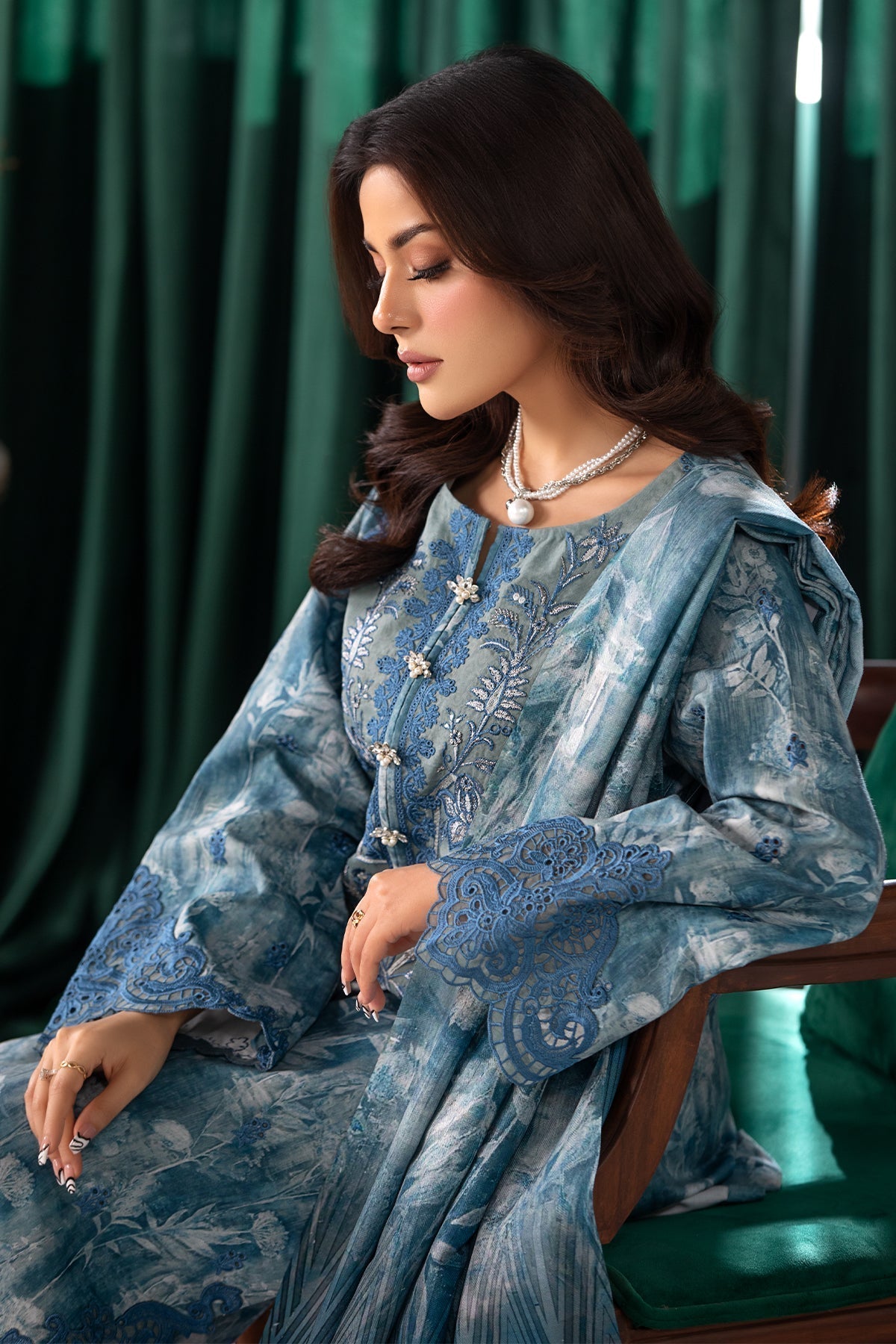 Imrozia Premium | Masakali Winter Pret | I.P-82 Hala - by - Libasekhas UK - Registered Vendor of : Imrozia Premium - 100% Original Designer Dresss