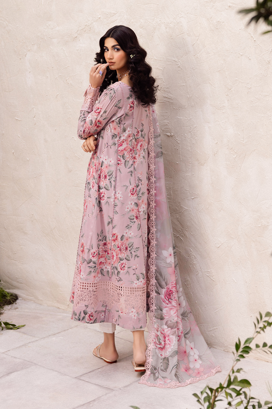 Iznik | Dahlia Embroidered Lawn | DL-09 - by - Libasekhas UK - Registered Vendor of : Iznik - 100% Original Designer Dresss