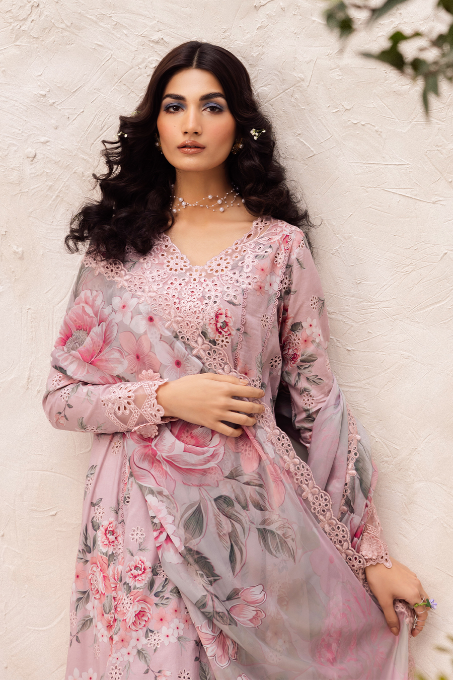 Iznik | Dahlia Embroidered Lawn | DL-09 - by - Libasekhas UK - Registered Vendor of : Iznik - 100% Original Designer Dresss