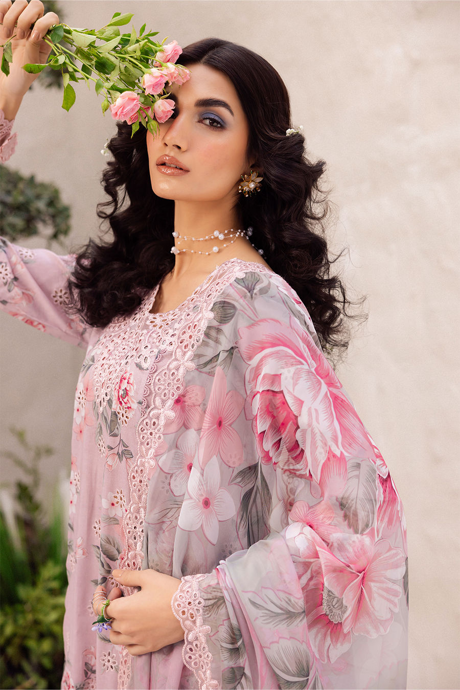 Iznik | Dahlia Embroidered Lawn | DL-09 - by - Libasekhas UK - Registered Vendor of : Iznik - 100% Original Designer Dresss