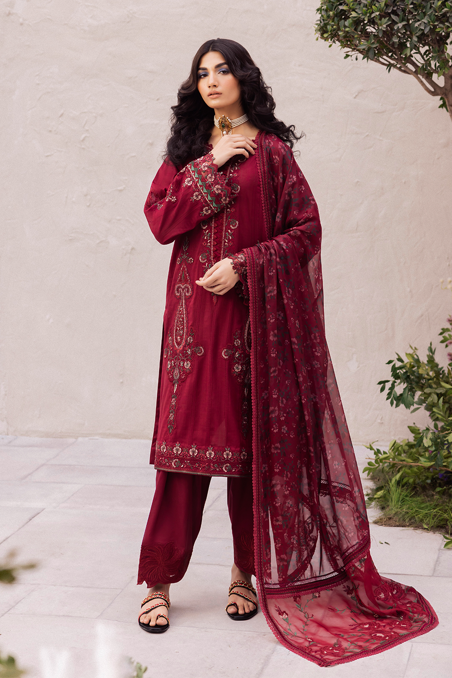 Iznik | Dahlia Embroidered Lawn | DL-01 - by - Libasekhas UK - Registered Vendor of : Iznik - 100% Original Designer Dresss