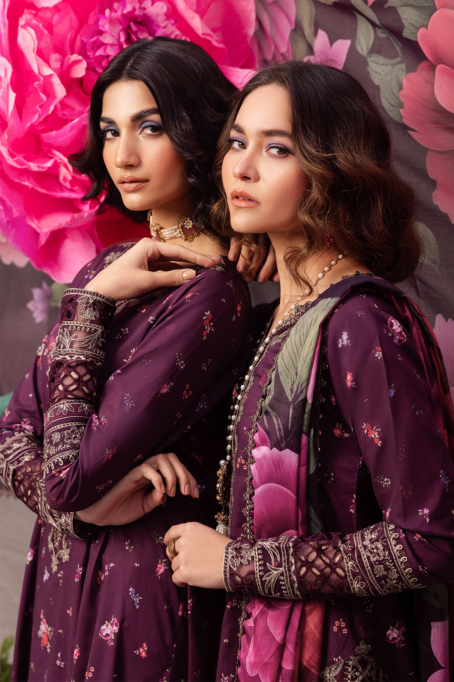 Iznik | Dahlia Embroidered Lawn | DL-06 - by - Libasekhas UK - Registered Vendor of : Iznik - 100% Original Designer Dresss