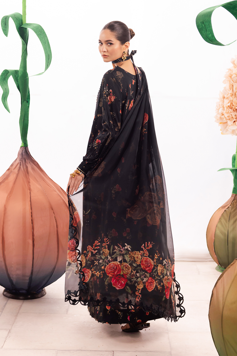 Iznik | Dahlia Embroidered Lawn | DL-08 - by - Libasekhas UK - Registered Vendor of : Iznik - 100% Original Designer Dresss