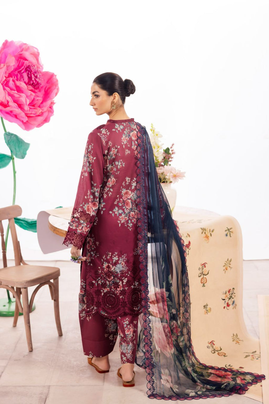 Iznik | Dahlia Embroidered Lawn | DL-11 - by - Libasekhas UK - Registered Vendor of : Iznik - 100% Original Designer Dresss