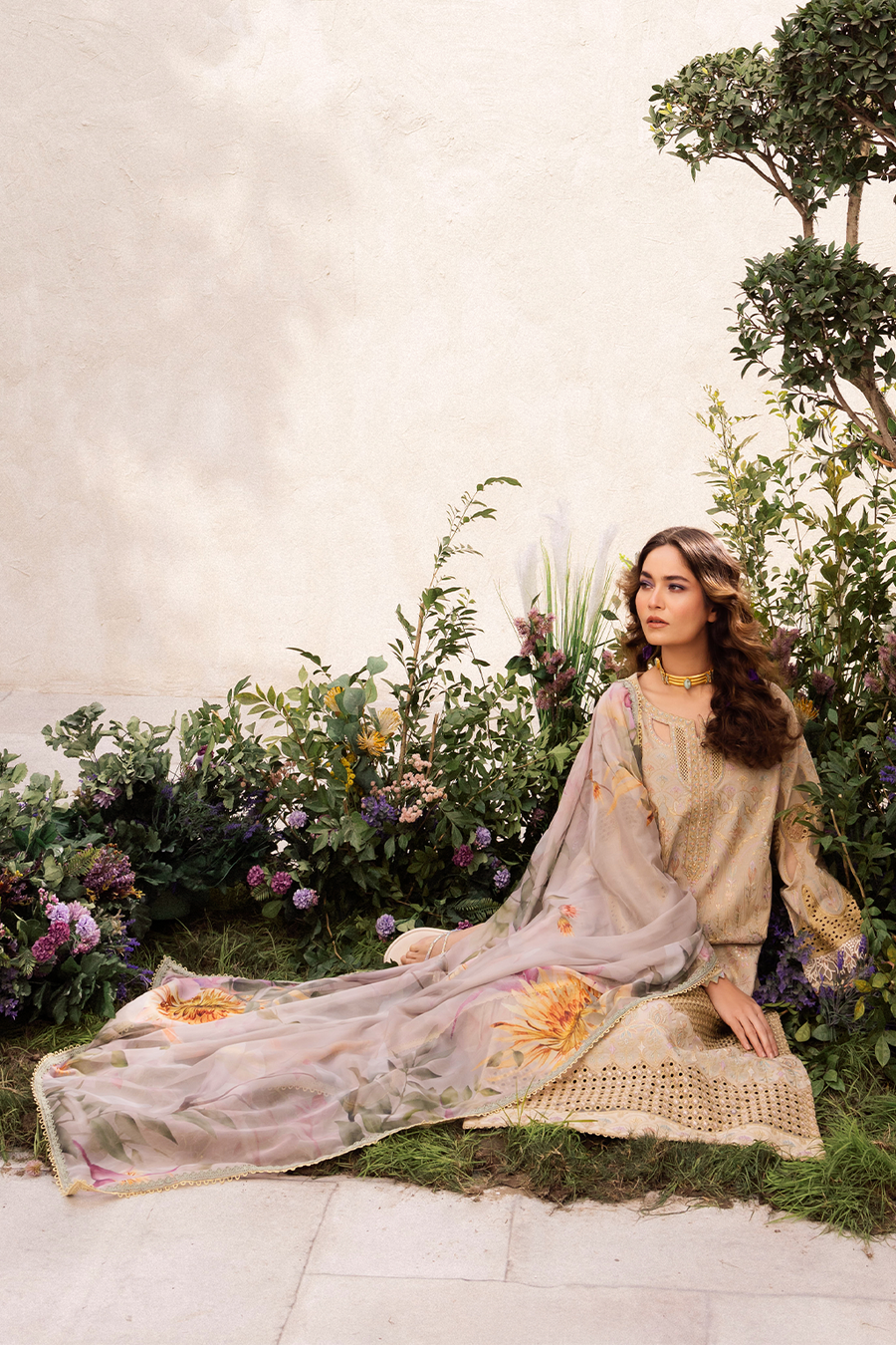 Iznik | Dahlia Embroidered Lawn | DL-03 - by - Libasekhas UK - Registered Vendor of : Iznik - 100% Original Designer Dresss