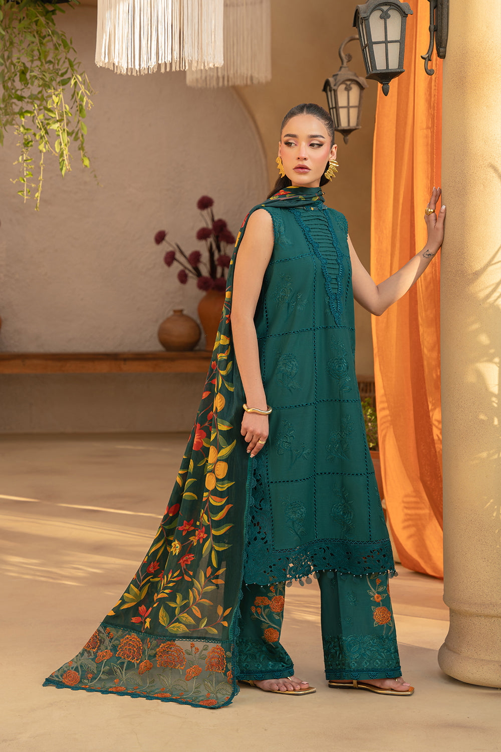 Saira Rizwan | Luxury Lawn 25 | LIRA-SRL25-10 - by - Libasekhas UK - Registered Vendor of : Saira Rizwan - 100% Original Designer Dresss