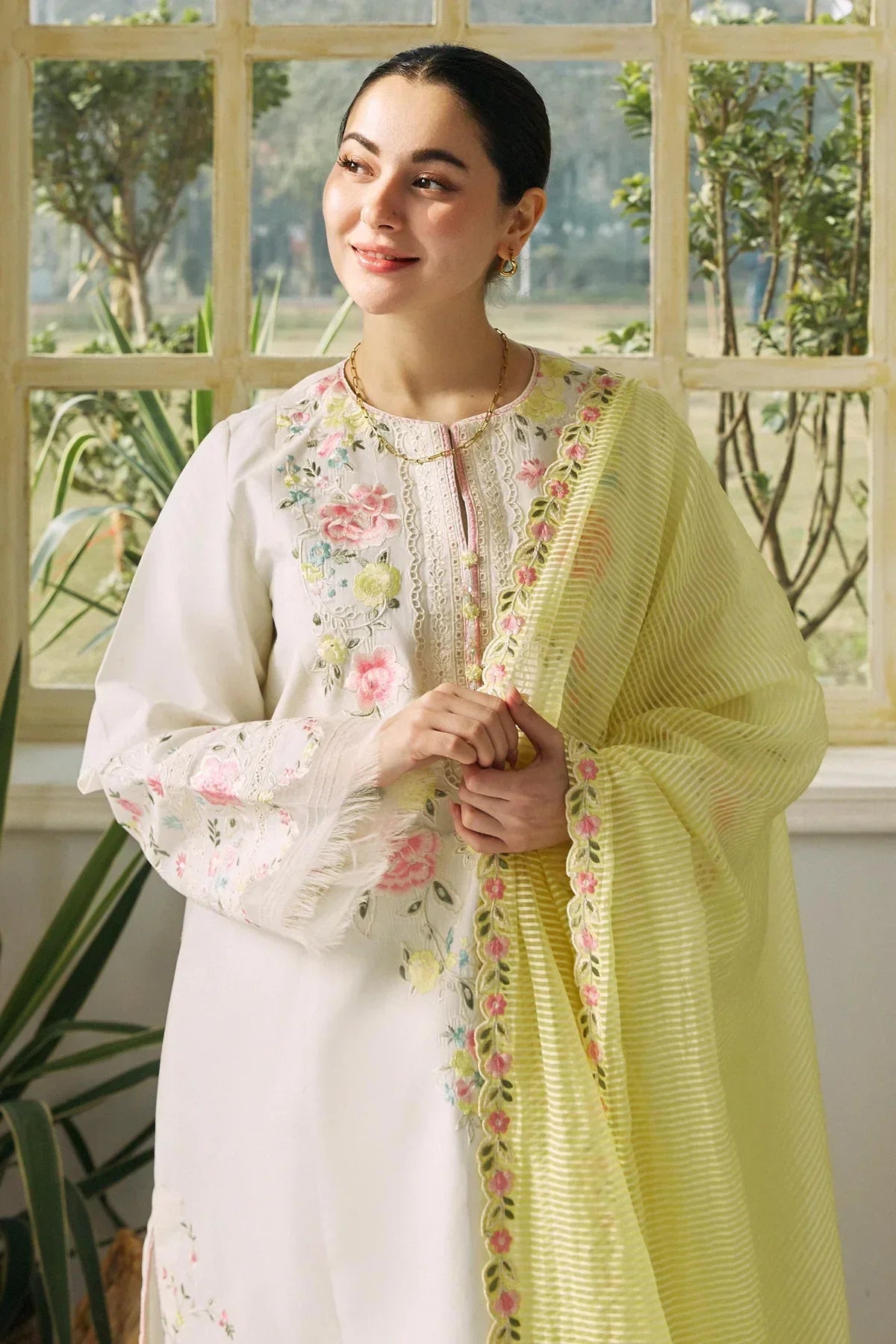 Zara Shahjahan | Coco Lawn 24 | JANAAN-7B - by - Libasekhas UK - Registered Vendor of : Zara Shahjahan - 100% Original Designer Dresss