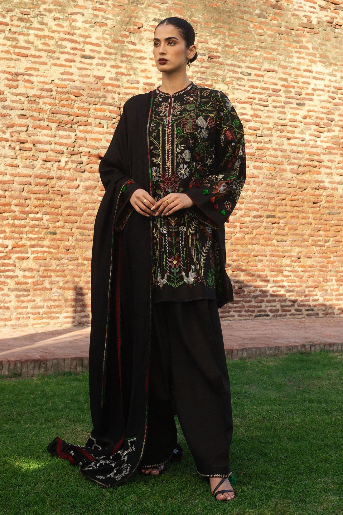 Zara Shahjahan | Winter 24 |  LALEH-D4 - by - Libasekhas UK - Registered Vendor of : Zara Sahjahan - 100% Original Designer Dresss