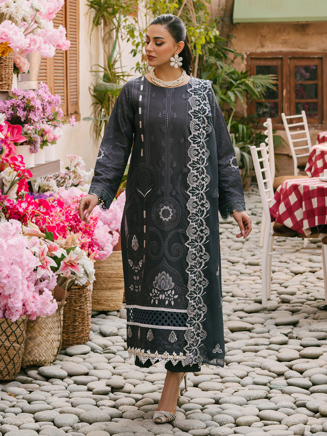 Mahnur | Mahrukh Eid Edit 24 | LEVANA - by - Libasekhas UK - Registered Vendor of : Mahnur - 100% Original Designer Dresss
