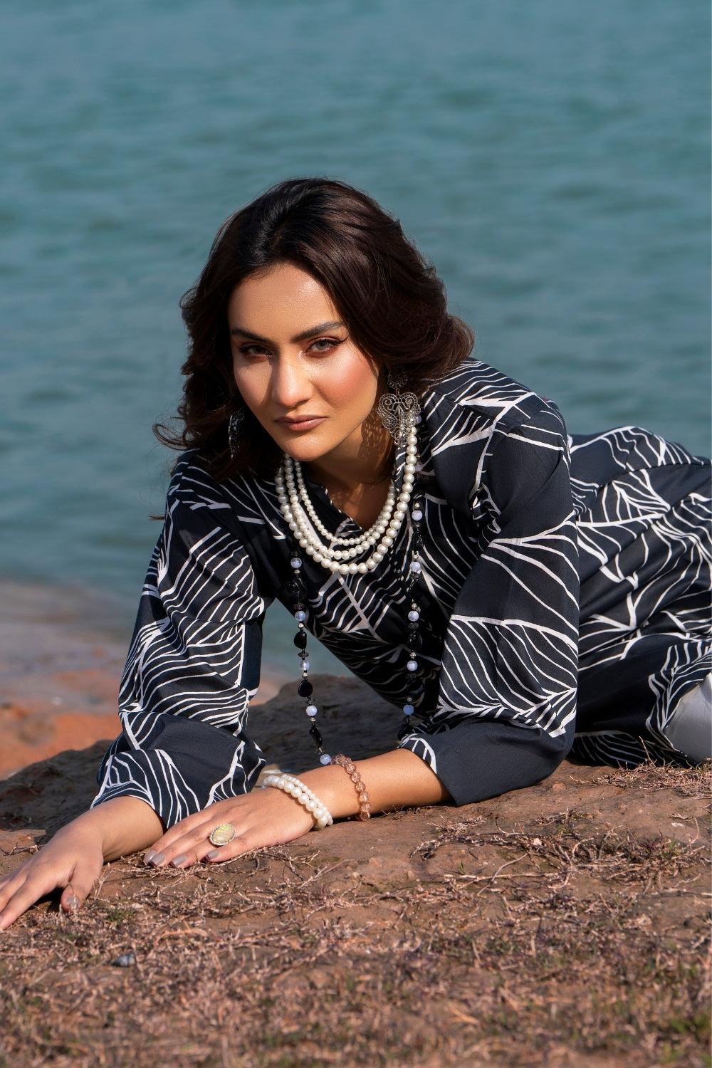 Ittehad | Embroidered Lawn | I-33 - by - Libasekhas UK - Registered Vendor of : Ittehad - 100% Original Designer Dresss