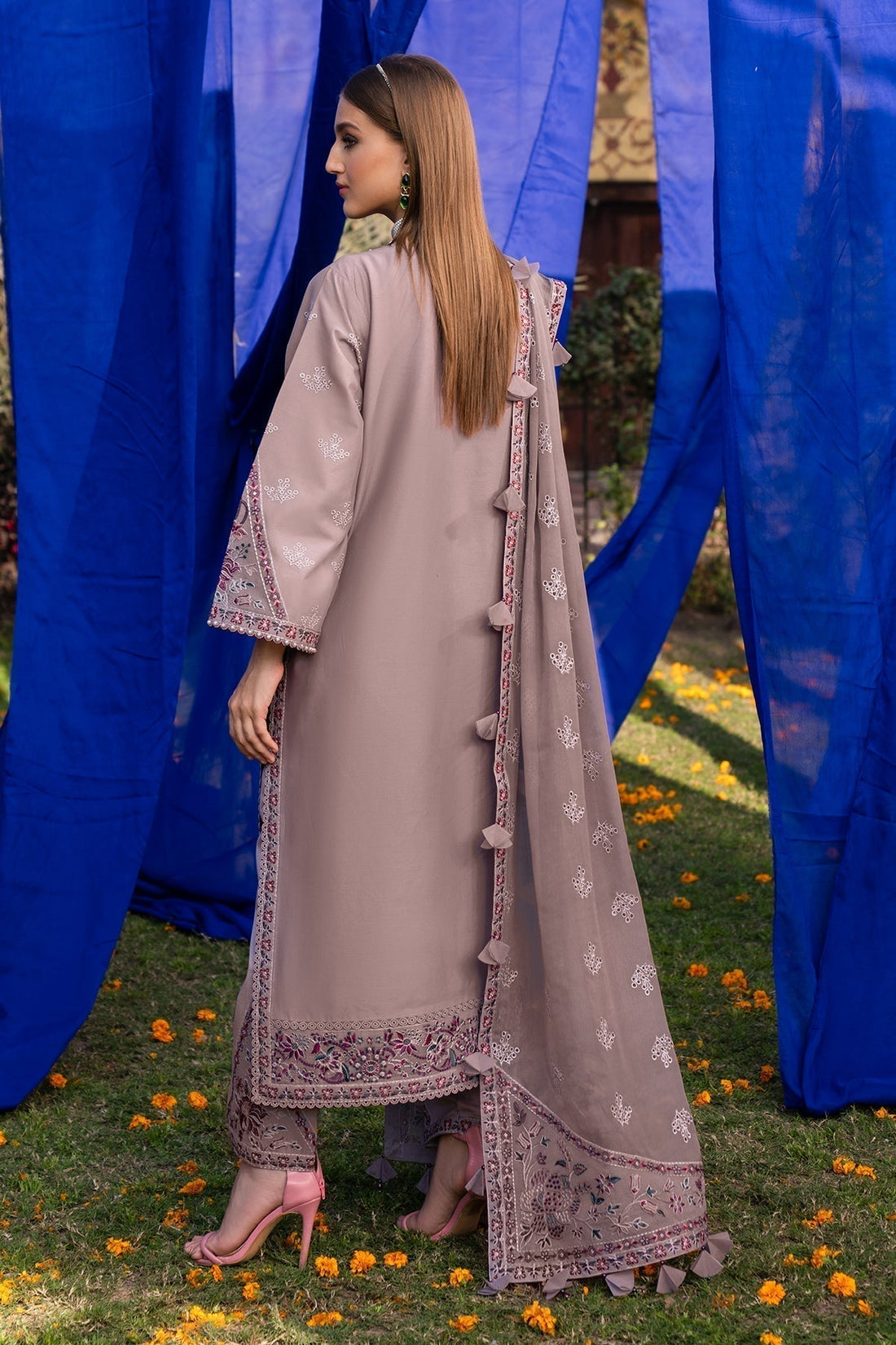 Alizeh | Rawayat Luxury Lawn 24 | Meraat - by - Libasekhas UK - Registered Vendor of : Alizeh - 100% Original Designer Dresss