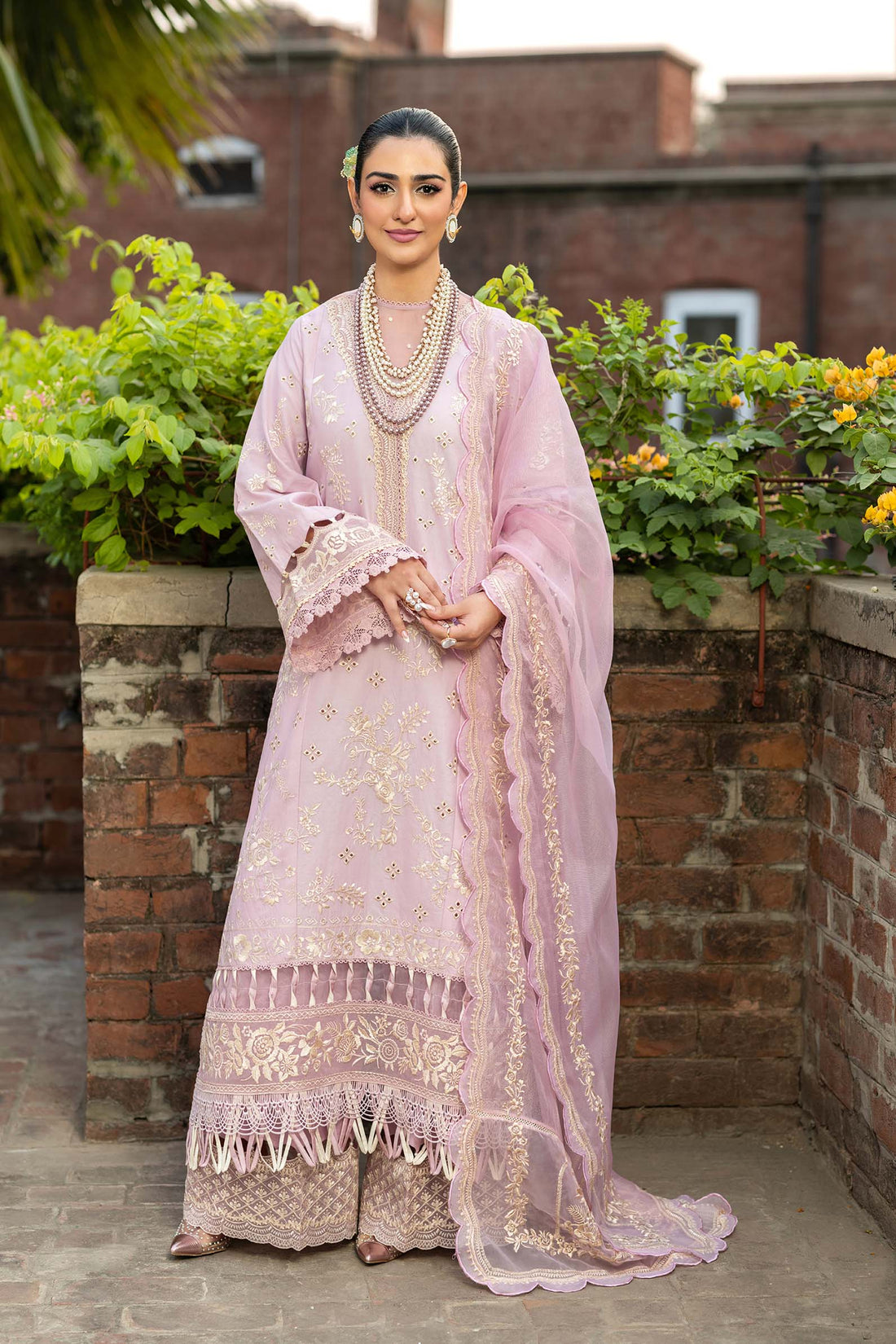 Maryam Hussain | Luxury Lawn 25 | Samar - by - Libasekhas UK - Registered Vendor of : Maryam Hussain - 100% Original Designer Dresss