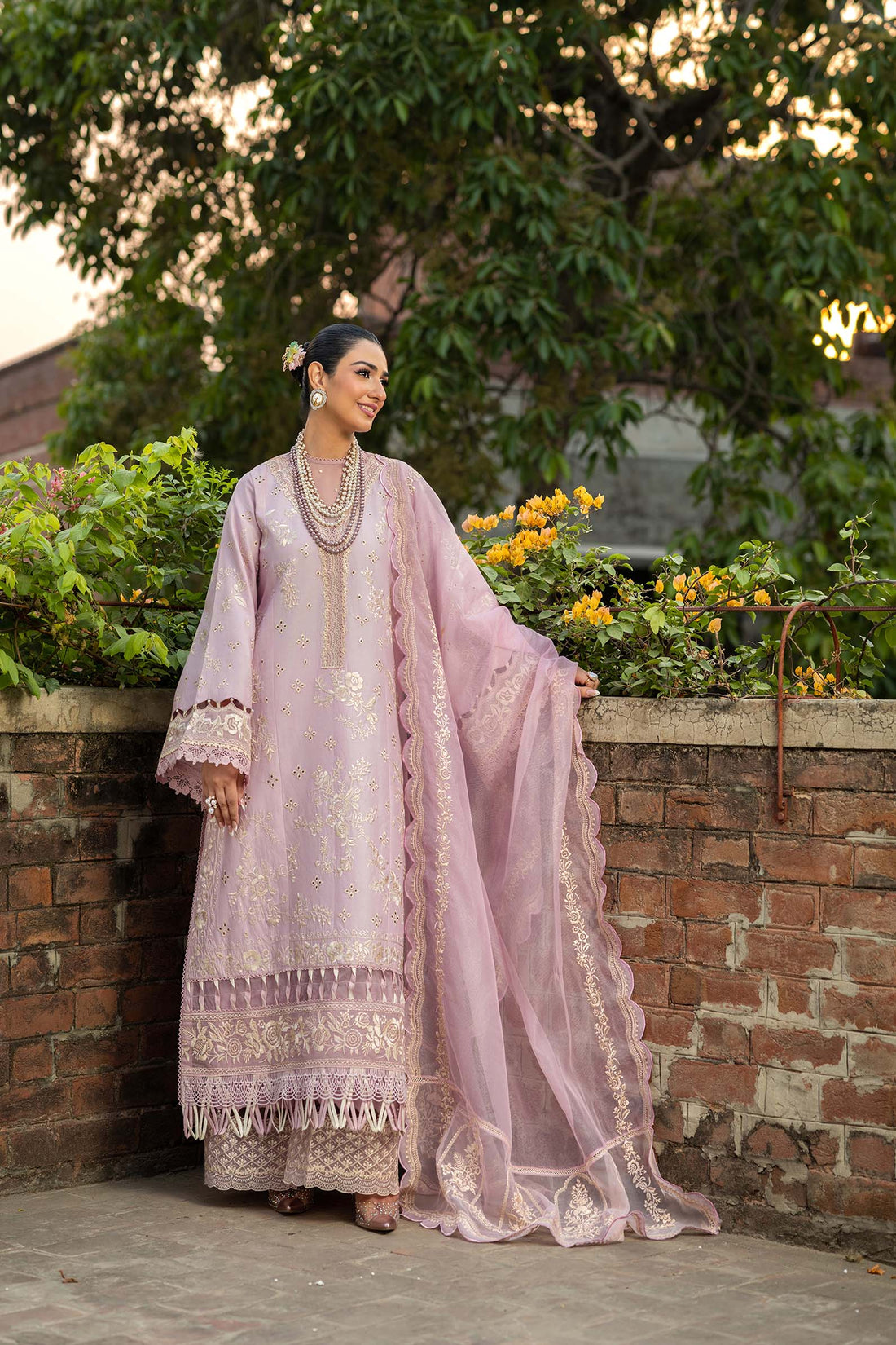 Maryam Hussain | Luxury Lawn 25 | Samar - by - Libasekhas UK - Registered Vendor of : Maryam Hussain - 100% Original Designer Dresss