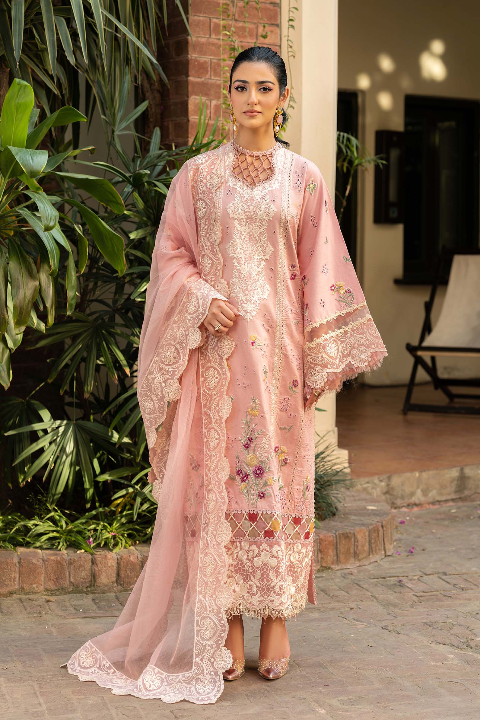 Maryam Hussain | Luxury Lawn 25 | Naina - by - Libasekhas UK - Registered Vendor of : Maryam Hussain - 100% Original Designer Dresss
