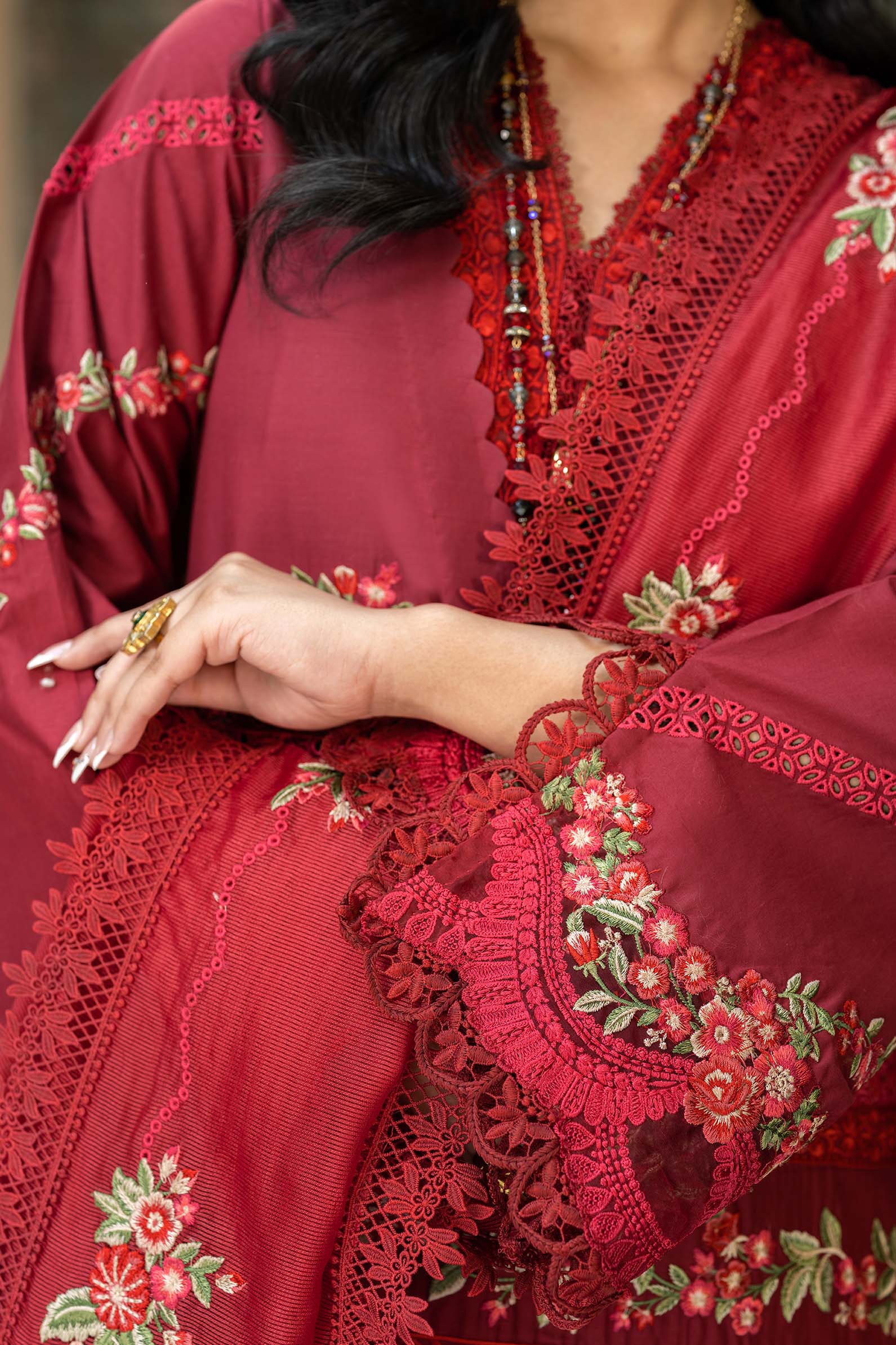 Maryam Hussain | Luxury Lawn 25 | Amal - by - Libasekhas UK - Registered Vendor of : Maryam Hussain - 100% Original Designer Dresss