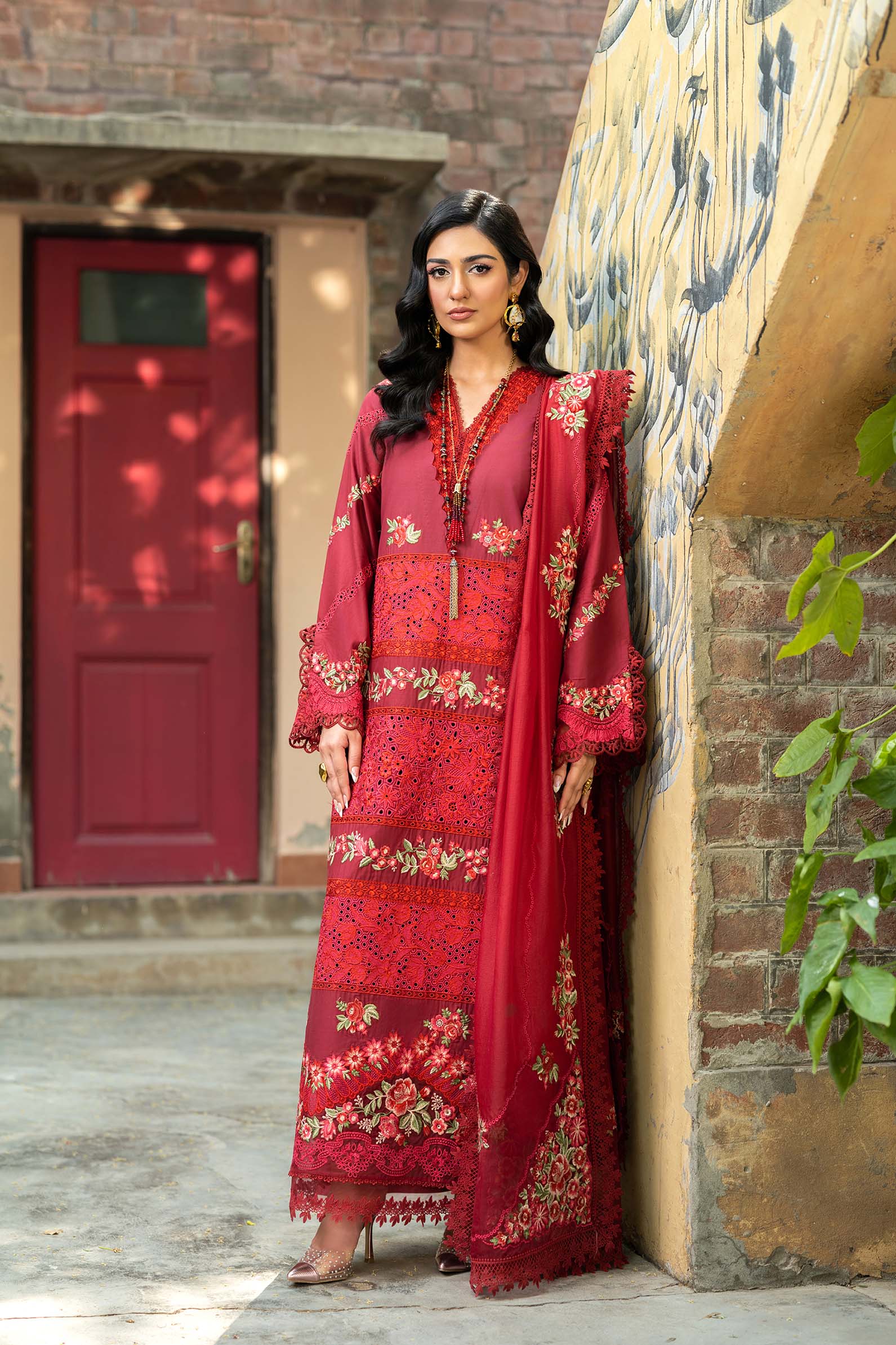 Maryam Hussain | Luxury Lawn 25 | Amal - by - Libasekhas UK - Registered Vendor of : Maryam Hussain - 100% Original Designer Dresss