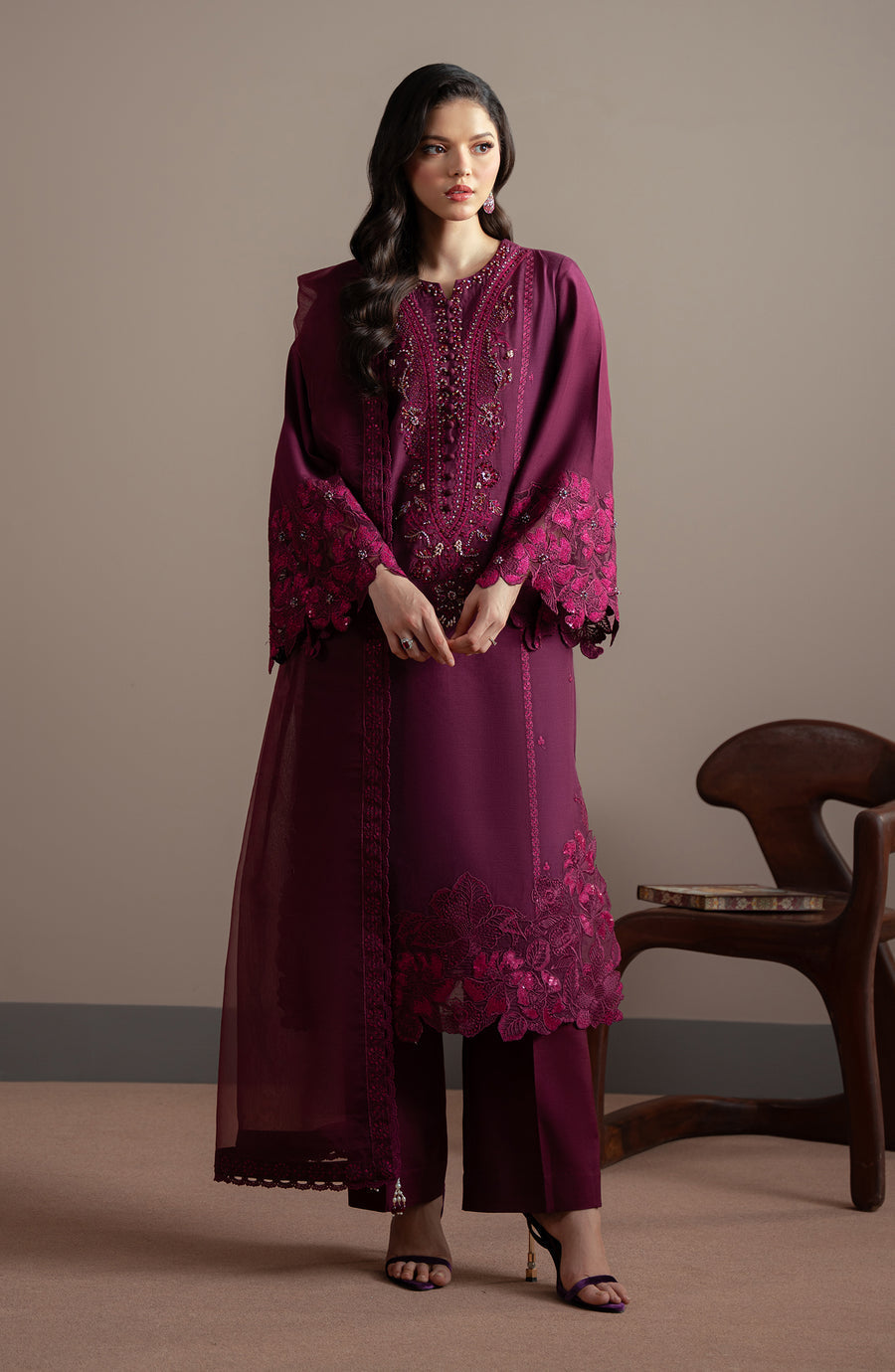 Fabiha Fatima | Elvin Pret Wear | LAZEL - by Libasekhas UK - Registered Vendor of : Fabiha Fatima - 100% Original Designer Dress