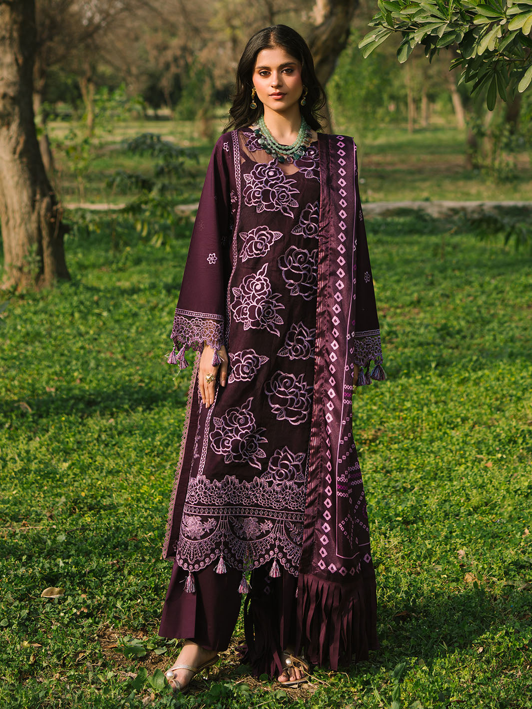 Mahnur | Dahlia Luxury Lawn 25 | Lea - by - Libasekhas UK - Registered Vendor of : Mahnur - 100% Original Designer Dresss