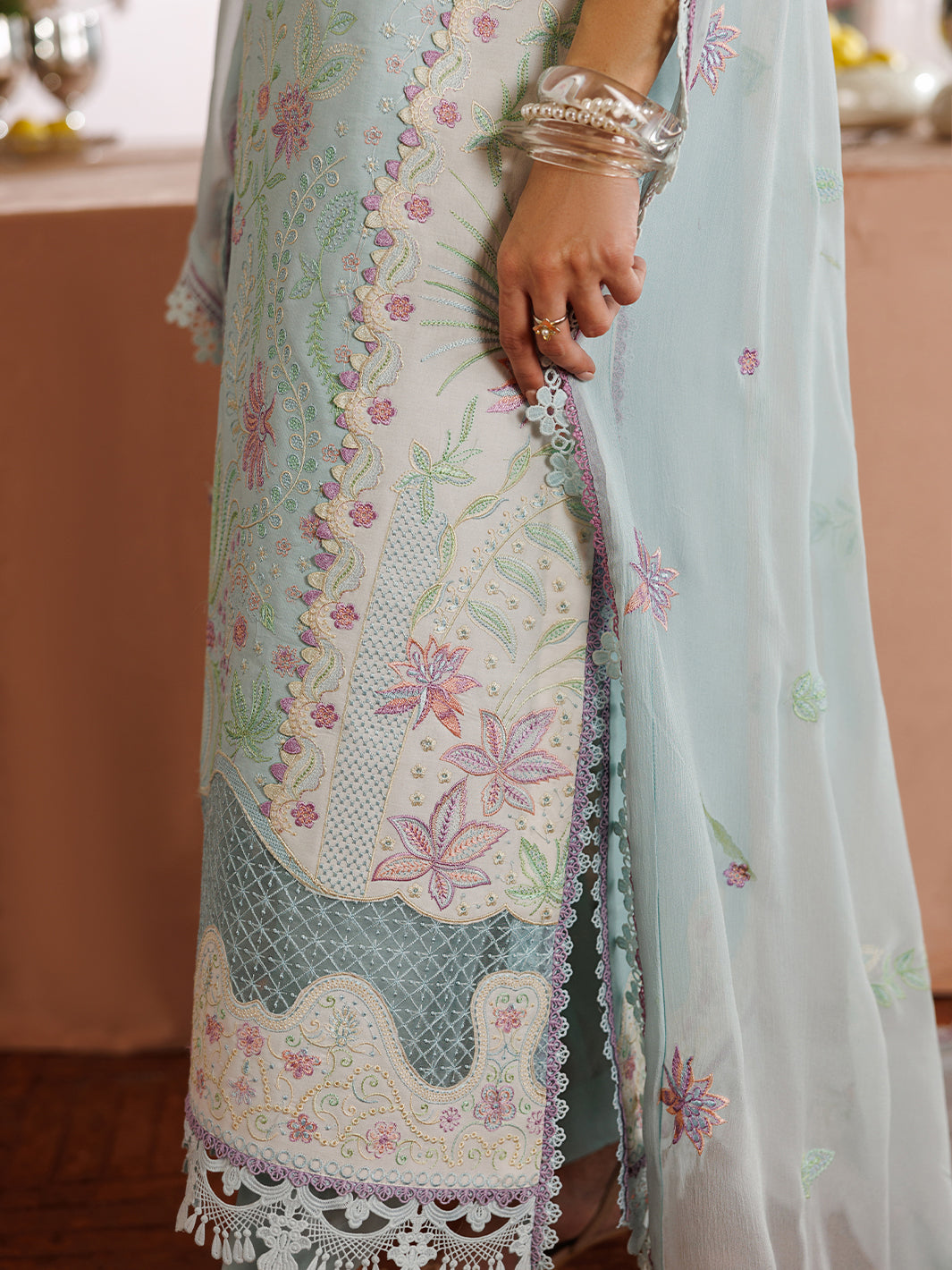Mahnur | Morbagh Luxury Lawn 26 | M-01 - by Libasekhas - Registered Vendor of : Mahnur - 100% Original Designer Dress