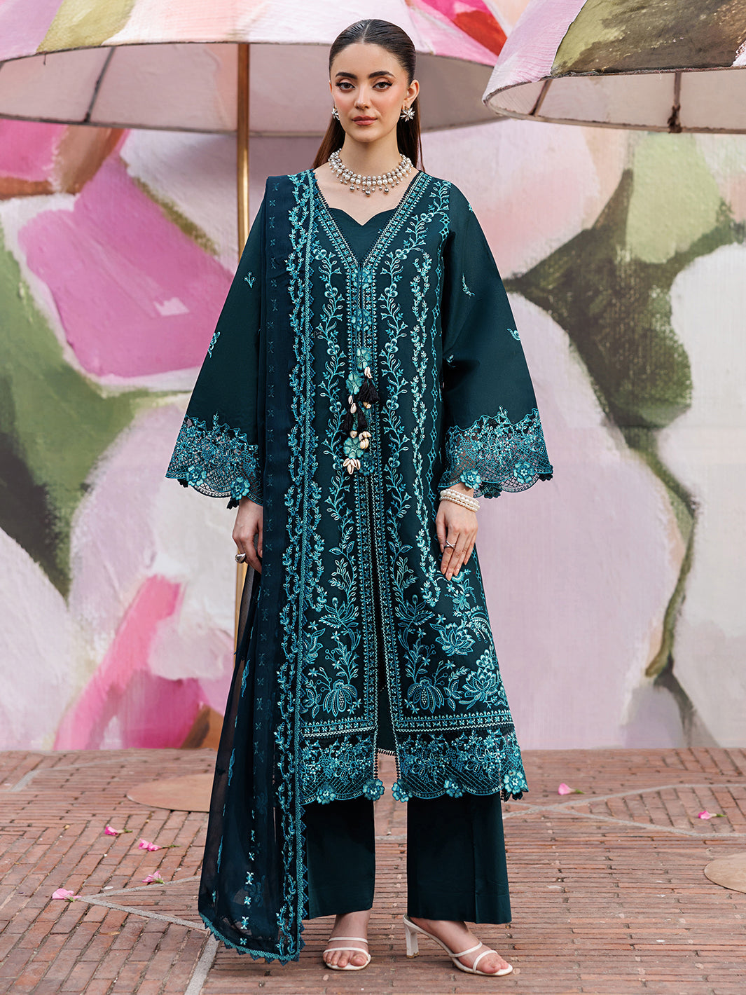 Mahnur | Morbagh Luxury Lawn 26 | M-04 - by Libasekhas - Registered Vendor of : Mahnur - 100% Original Designer Dress