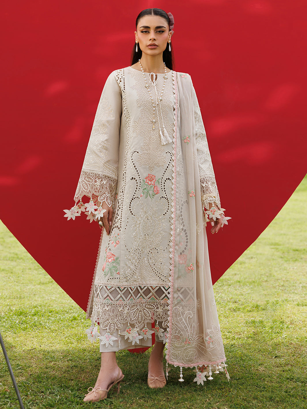 Mahnur | Morbagh Luxury Lawn 26 | M-07 - by Libasekhas - Registered Vendor of : Mahnur - 100% Original Designer Dress