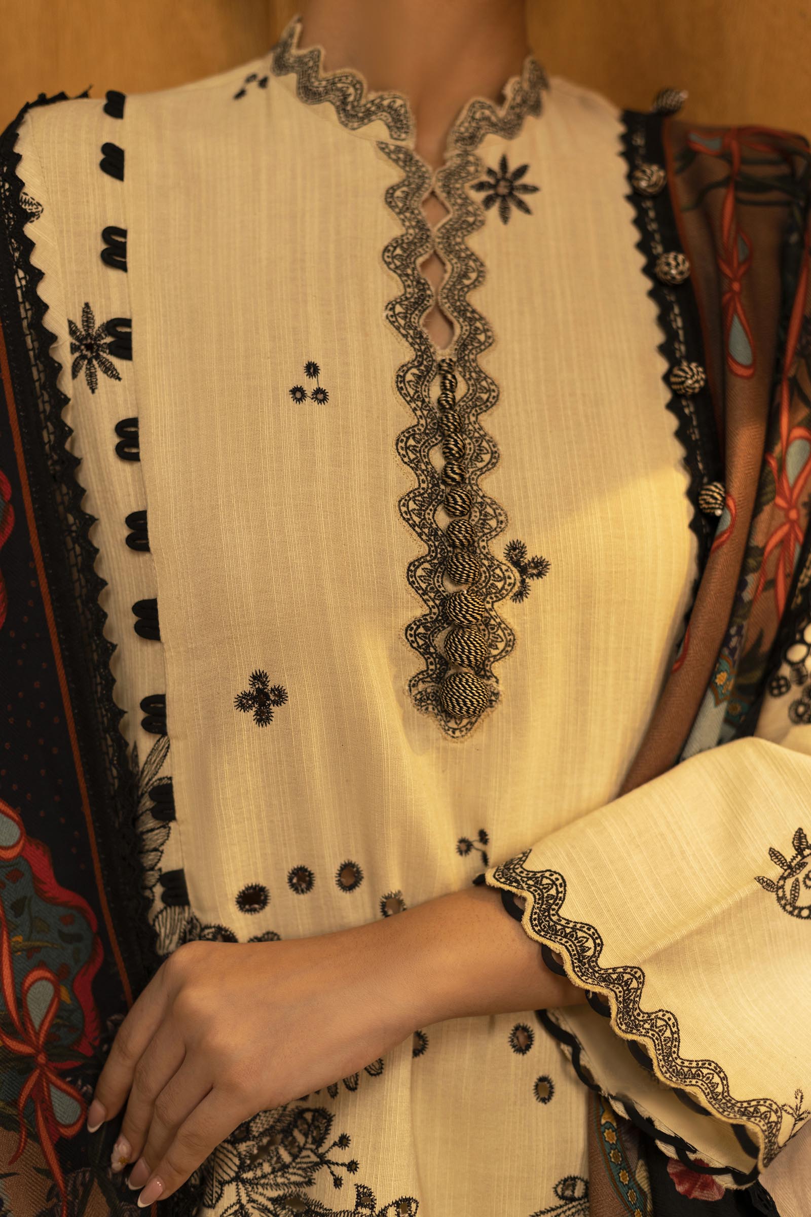 Sana Safinaz | Muzlin Winter 25 | M253-005B - by Libasekhas UK - Registered Vendor of : Sana Safinaz - 100% Original Designer Dress