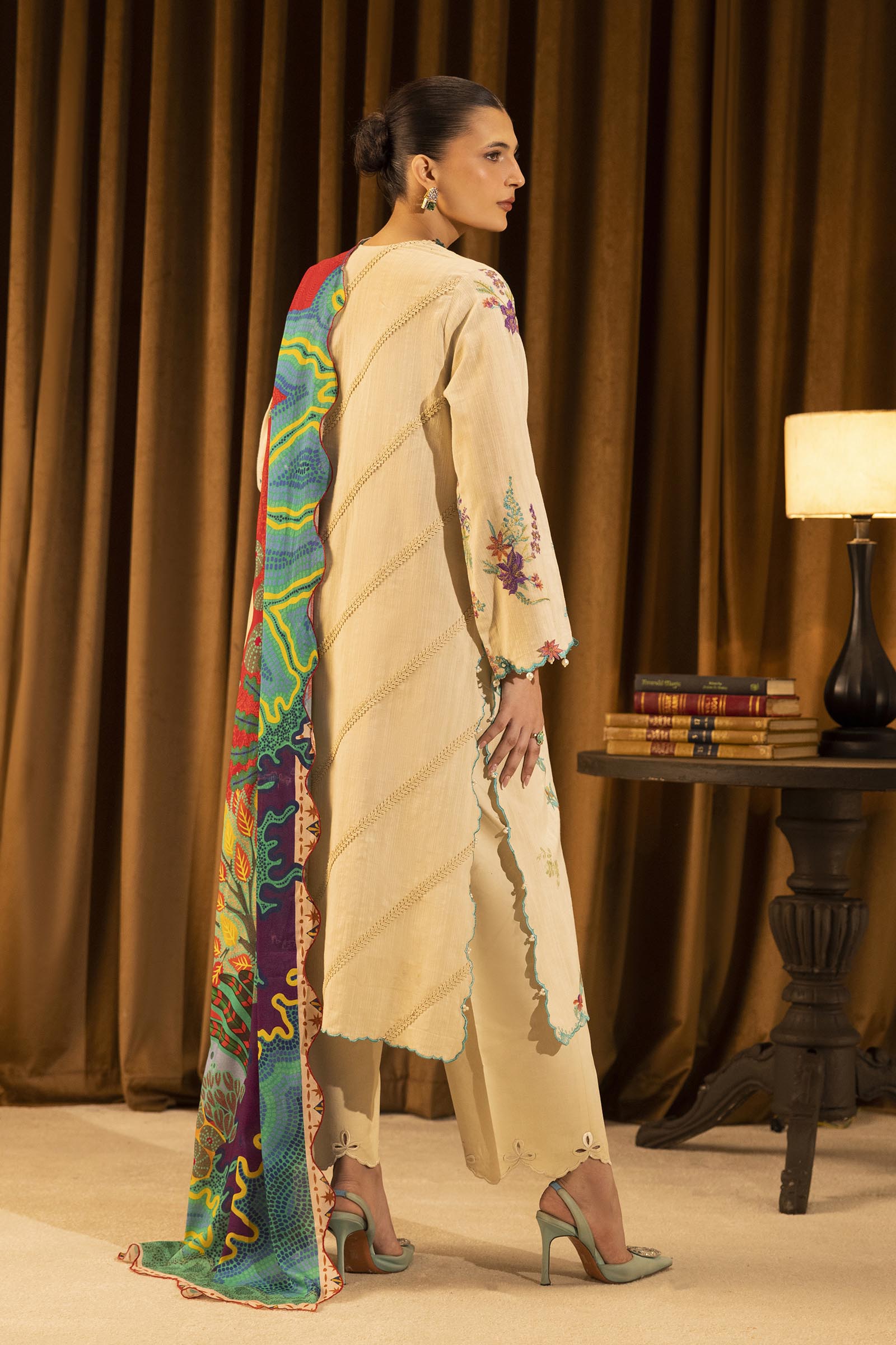 Sana Safinaz | Muzlin Winter 25 | M253-008B - by Libasekhas UK - Registered Vendor of : Sana Safinaz - 100% Original Designer Dress